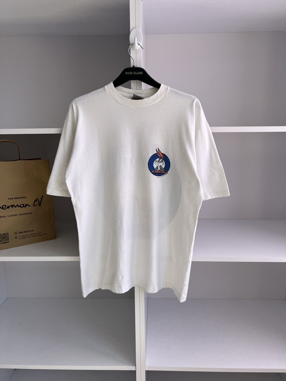 Band Tees × Vintage × Warner Bros Vintage Warner Bros Big logo 1993 Tee Size US M / EU 48-50 / 2 - 4 Thumbnail