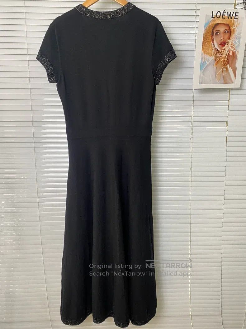 Chanel Chanel Black dress Size XS / US 0-2 / IT 36-38 - 2 Thumbnail