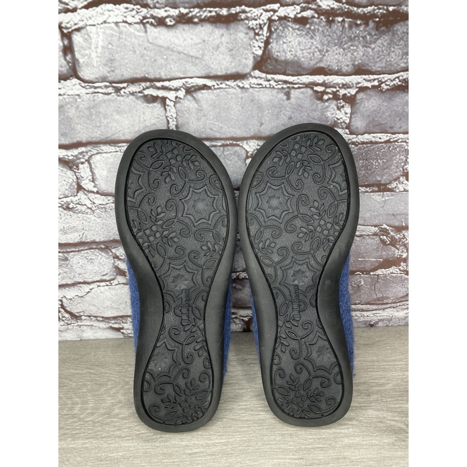 L.L. Bean LL Bean Daybreak Scuffs Blue Moose Motif Wool Clog Slippers Size US 10 / IT 40 - 24 Thumbnail