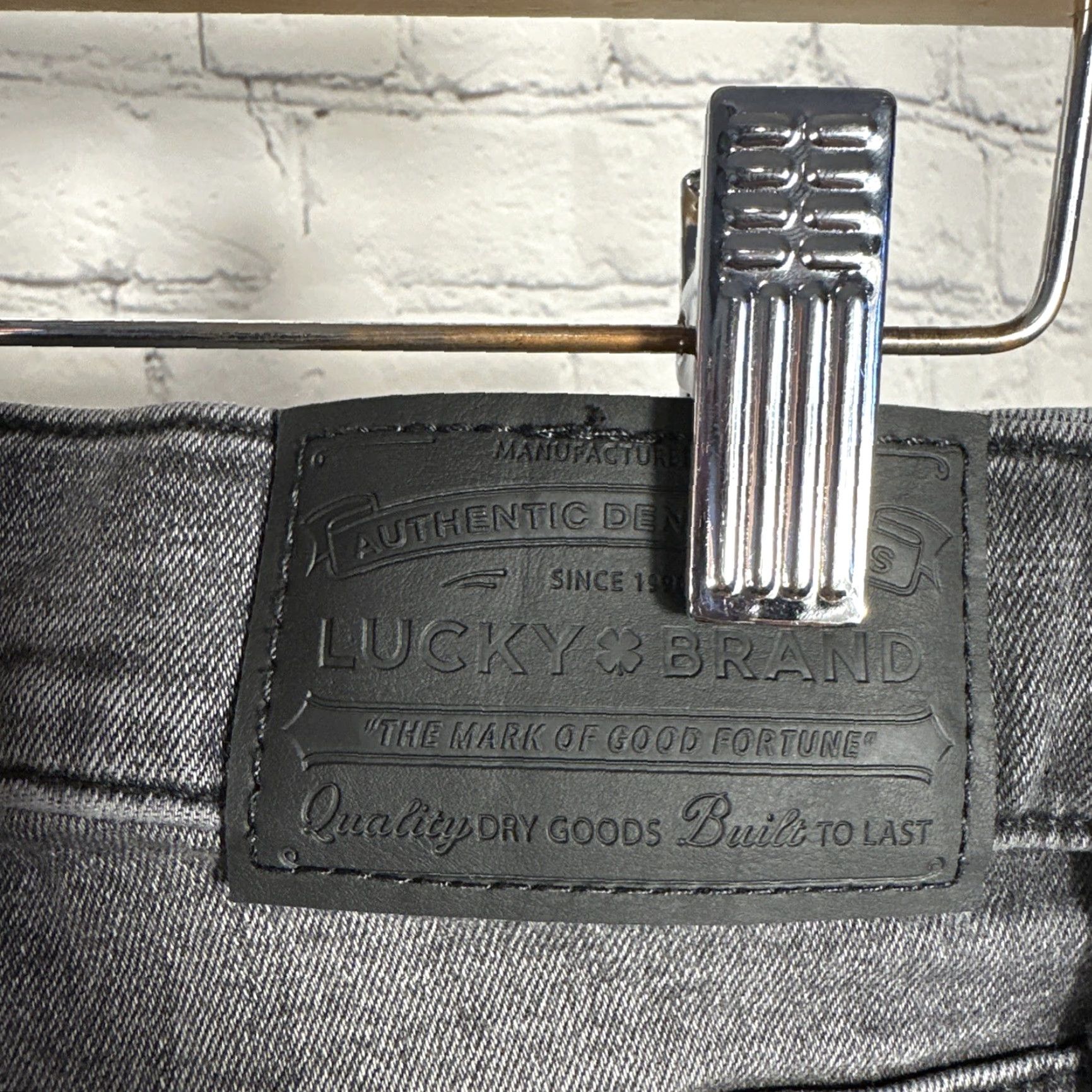Lucky Brand Lucky Brand 223 Straight Jeans Mens W32 L32 Gray Denim 5-Pocket Stretch Slim Regular Casual Pants Size US 32 / EU 48 - 6 Thumbnail