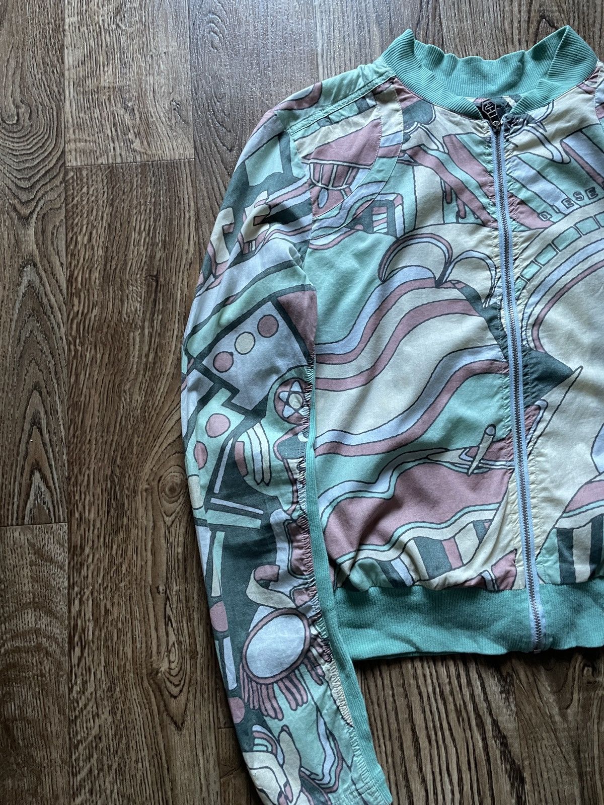 Diesel Diesel Y2K Cropped Bomber Jacket Vintage Abstract Print Sz M Size M / US 6-8 / IT 42-44 - 3 Thumbnail