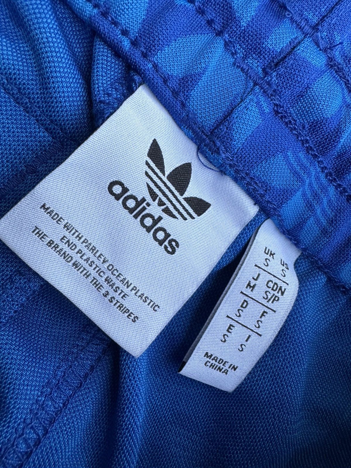 Adidas Adidas Unisex Mono AOP Logo Pants-Size Small ip6983 Size US 32 / EU 48 - 8 Thumbnail