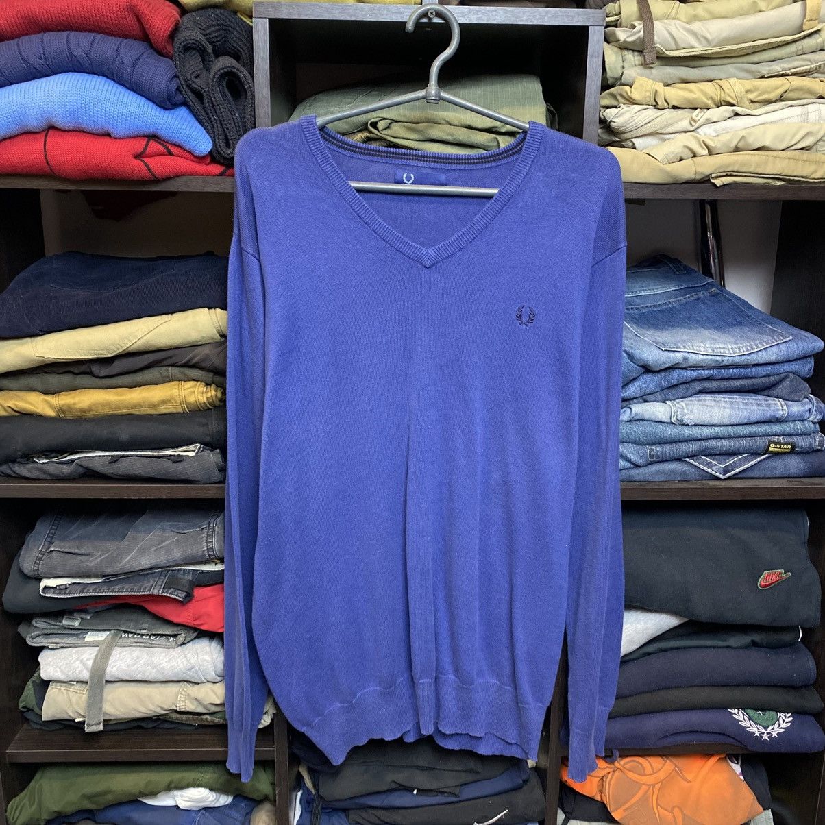 Fred Perry Vintage Fred Perry small logo basic 90’s y2k sweater size L Size US L / EU 52-54 / 3 - 1 Thumbnail