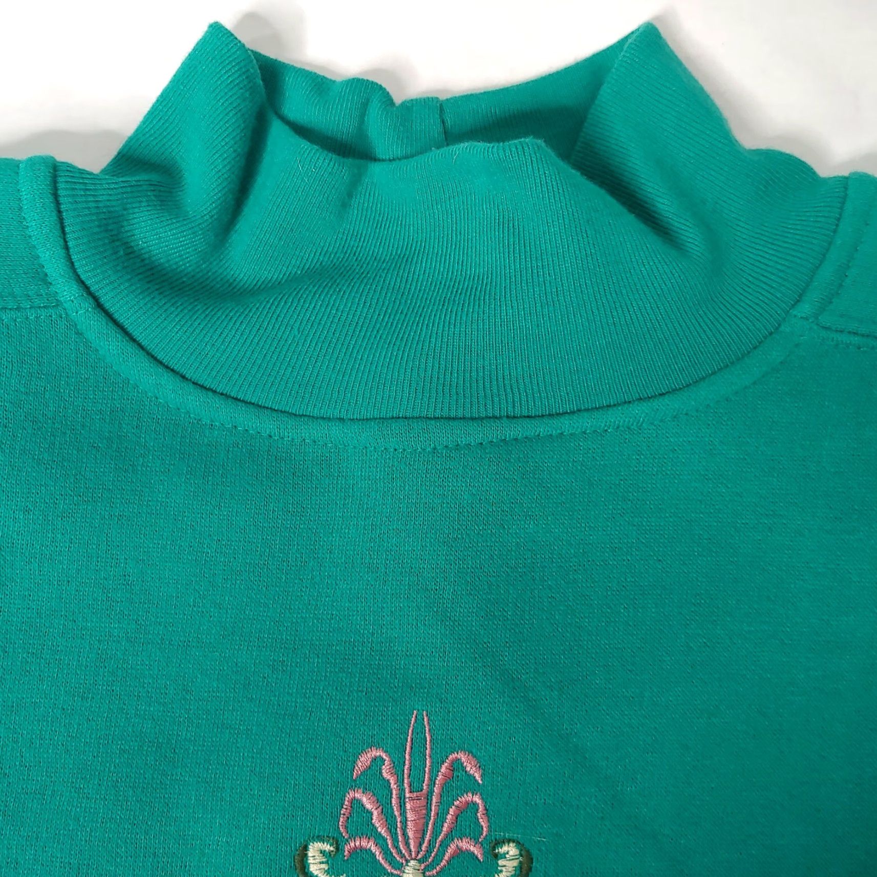 Vintage VINTAGE Sweatshirt Women S Embroidered Floral Cottagecore Turquoise Mock Neck Size S / US 4 / IT 40 - 5 Thumbnail