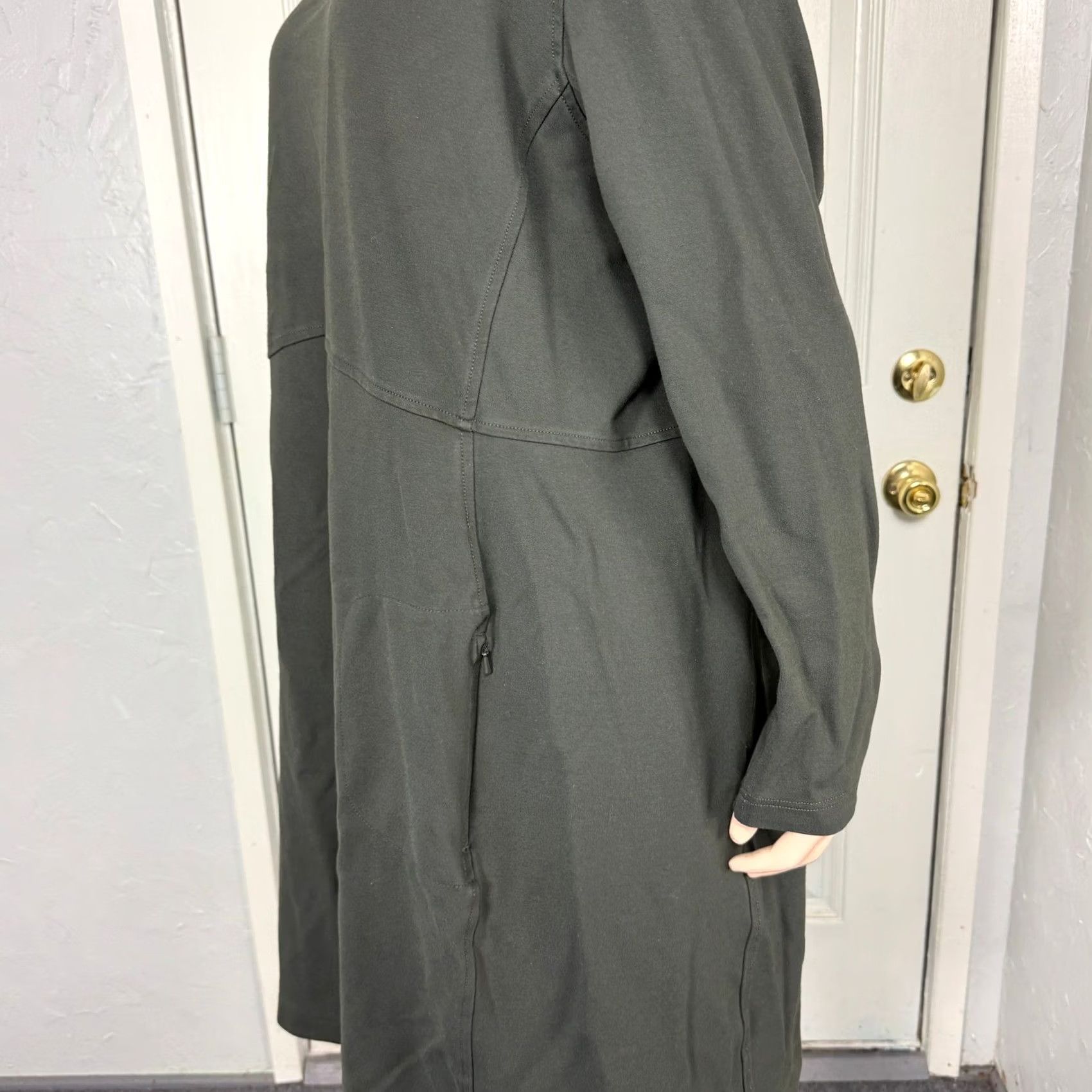 Duluth Trading Company VINTAGE? Nope. Size XXL / US 16-18 / IT 52-54 - 4 Thumbnail