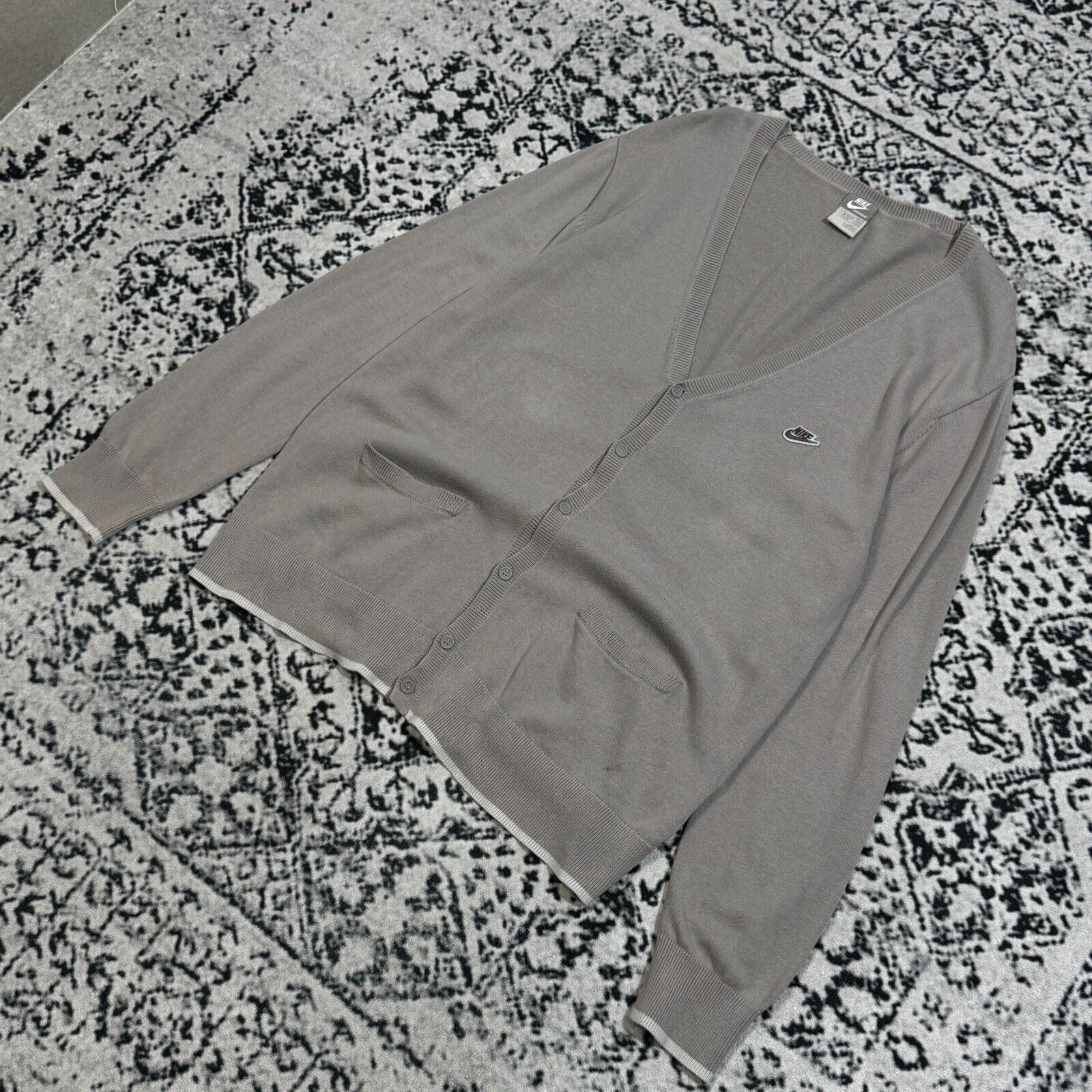 Nike × Vintage Vintage Nike Unisex Gray Cotton Sweater Cardigan Size L Size US L / EU 52-54 / 3 - 2 Thumbnail