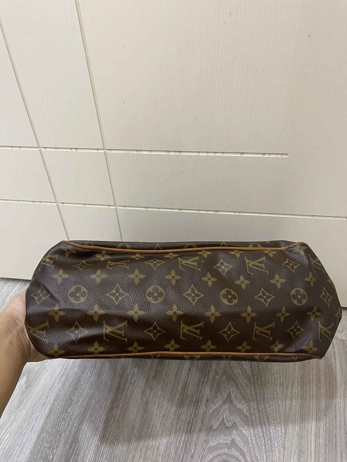 Louis Vuitton Louis Vuitton Batignolles leather handbag Size ONE SIZE - 3 Thumbnail