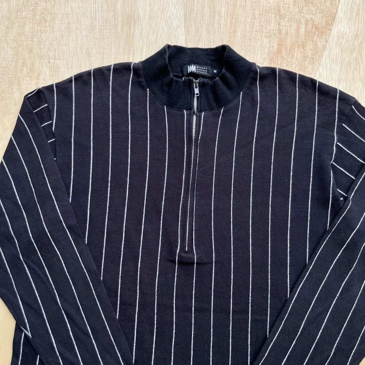 Issey Miyake ISSEY MIYAKE STRIPES LONG SLEEVE HALF ZIP Size US M / EU 48-50 / 2 - 2 Thumbnail
