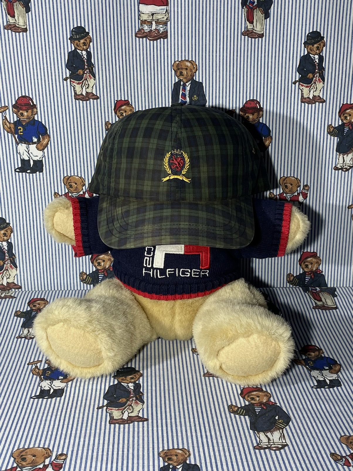 Tommy Hilfiger × Vintage Cap Tommy Hilfiger Lion Crest OG Vintage 90’s Size ONE SIZE - 2 Thumbnail