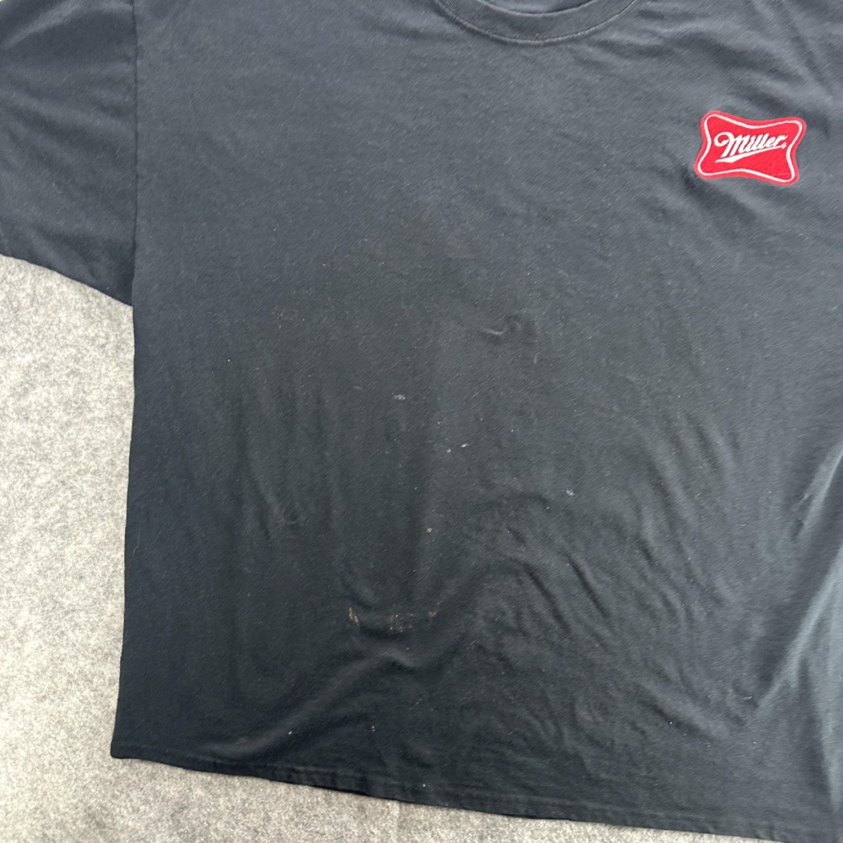 Vintage Miller Shirt Mens 2XL Black Red Logo Beer Tee T-Shirt Brewer Bar Promo 2EG Size US XXL / EU 58 / 5 - 4 Thumbnail