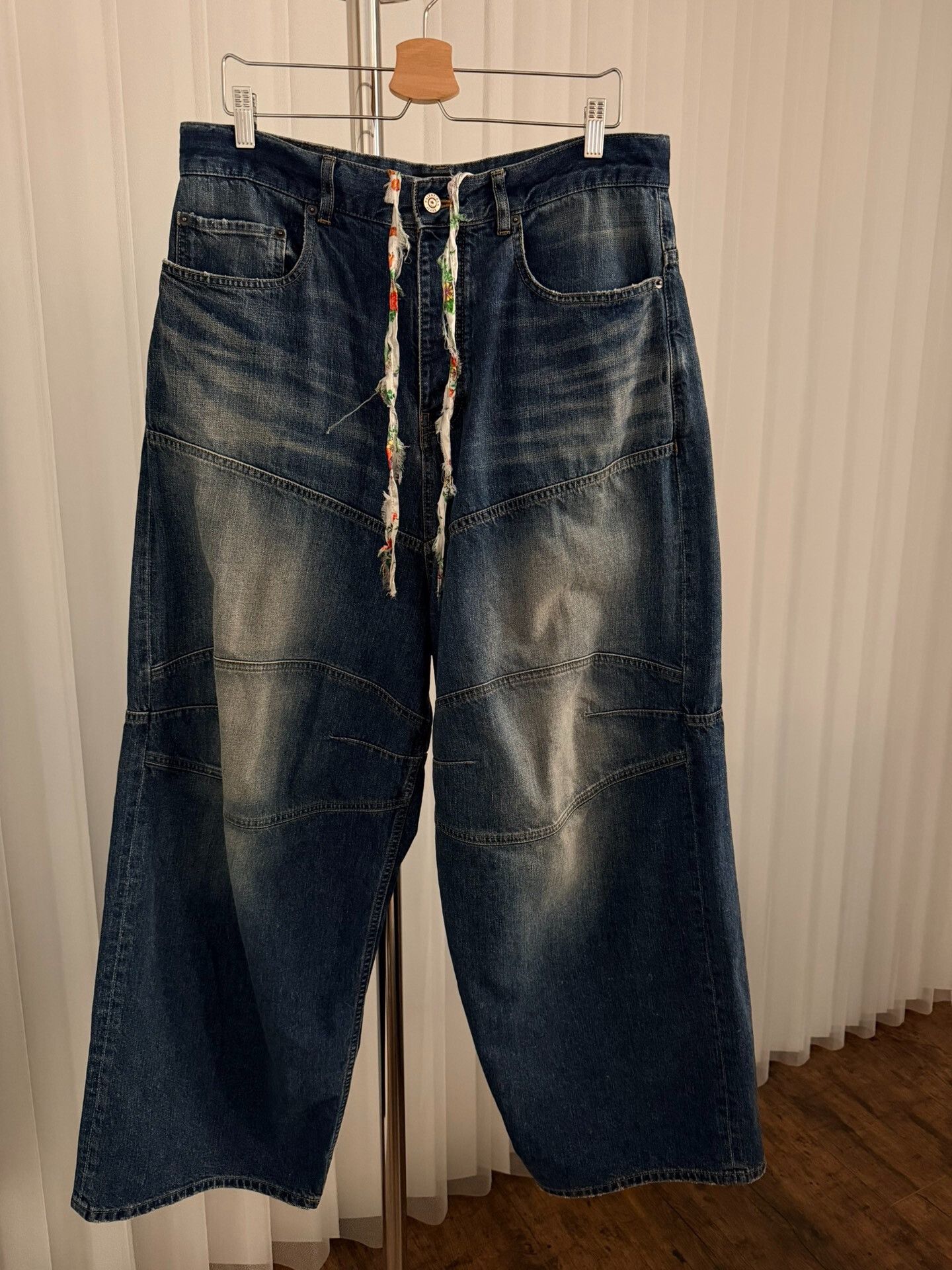 Balenciaga balenciaga george v baggy denim pants Size US 34 / EU 50 - 1 Thumbnail