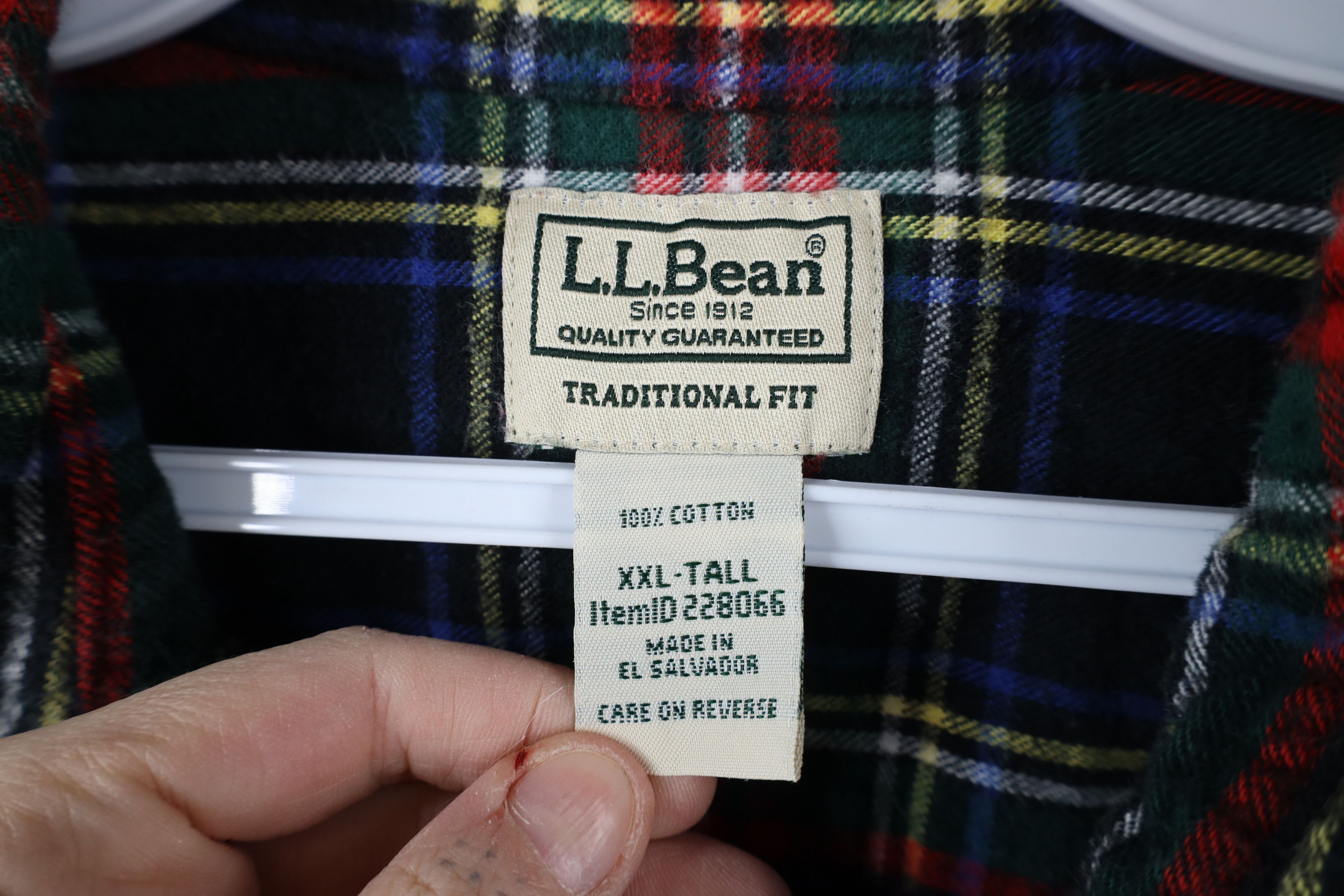 L.L. Bean × Vintage Vintage LL Bean Collared Button Down Shirt Plaid Cotton Size US XXL / EU 58 / 5 - 6 Thumbnail