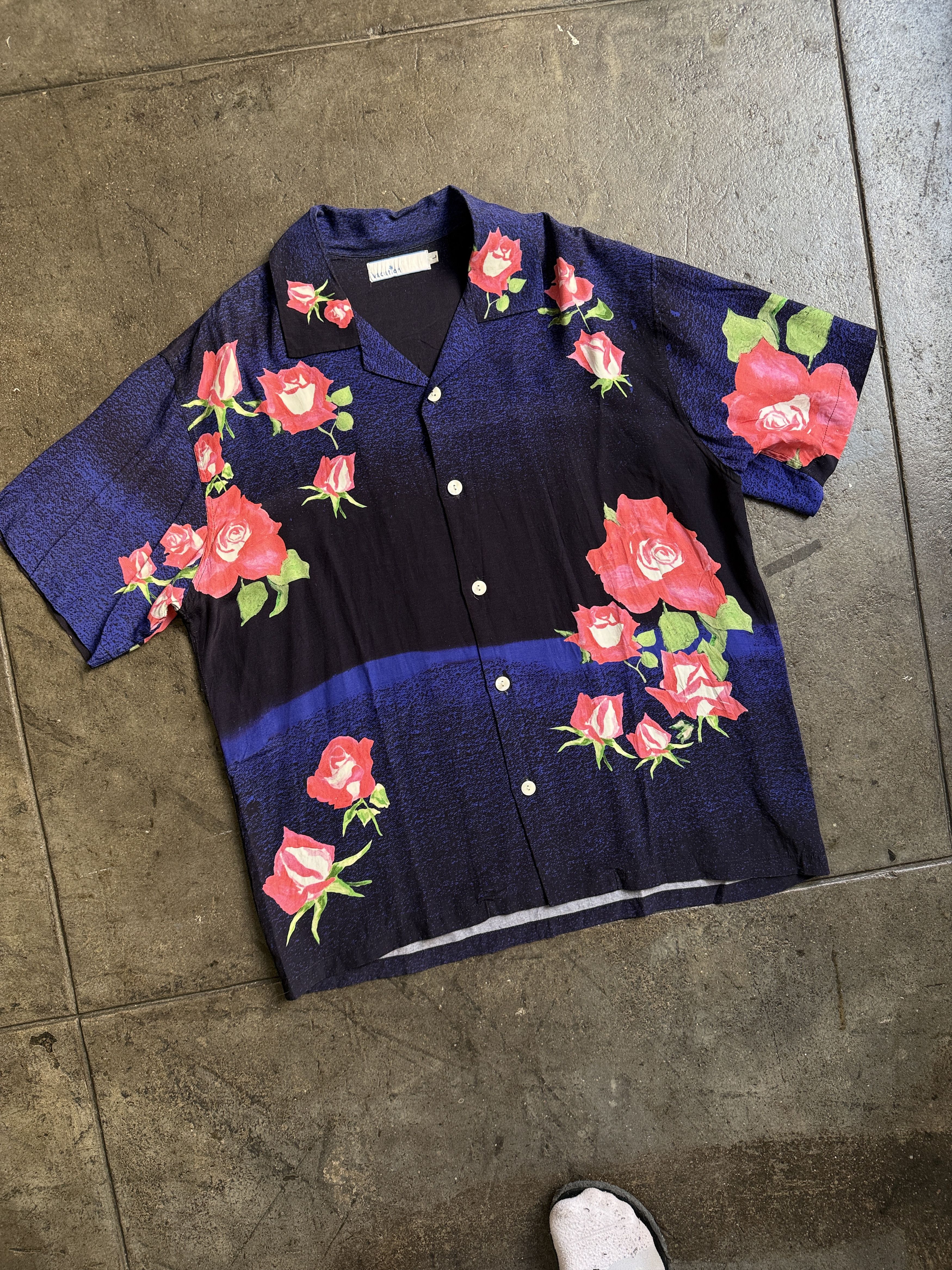 Vacation Beautiful Potato Head Roses Shirt from Bali - Vacation Size US L / EU 52-54 / 3 - 1 Thumbnail