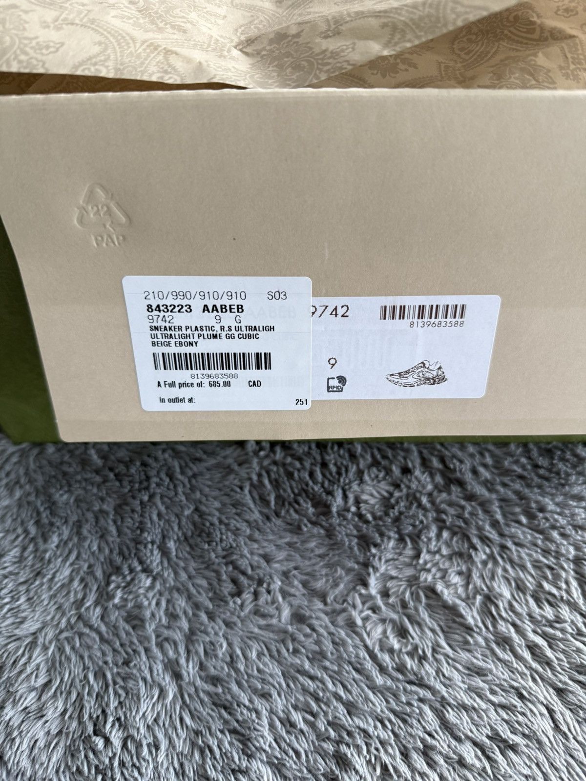 Gucci Gucci Run Sneaker Beige Ebony Monogram Size 9 US Size US 9 / EU 42 - 2 Thumbnail