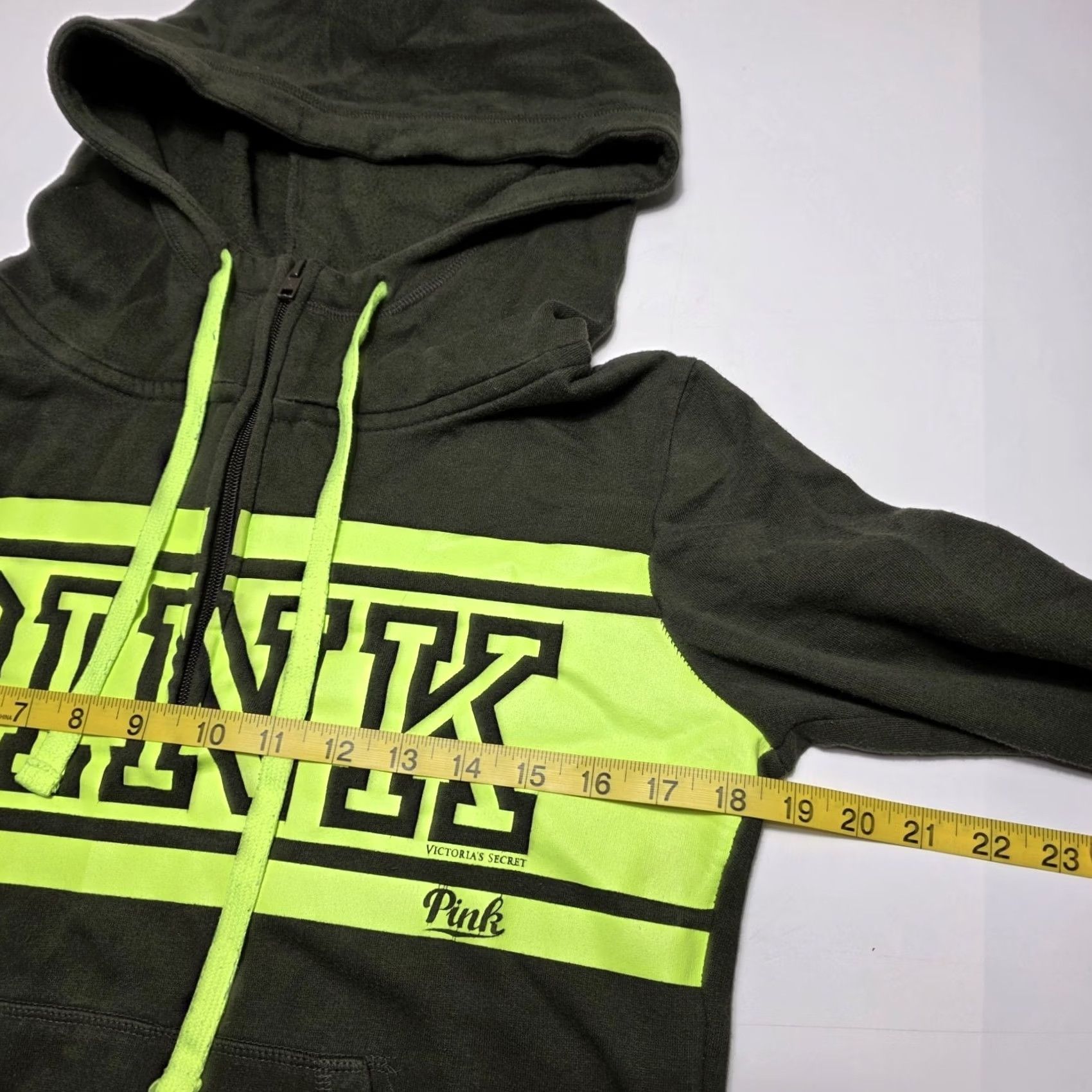 Victoria's Secret VINTAGE? No. Victoria's Secret PINK Army Green 1/2 Zip Hoodie Sweatshirt XS Women Pullover Long Sleeve Activewear Casual Boys? Size XS / US 0-2 / IT 36-38 - 5 Thumbnail
