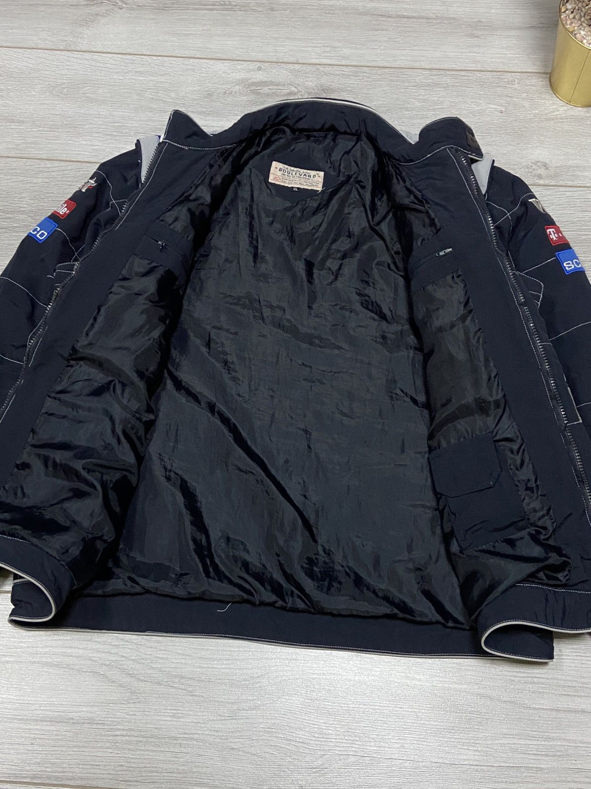 Mercedes-Benz Mercedes Siemens Warsteiner Micheline West bomber jacket Size US XL / EU 56 / 4 - 9 Thumbnail