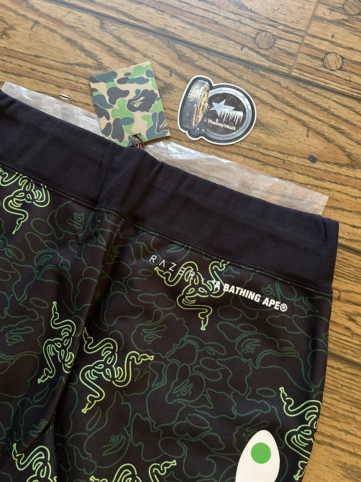 Bape Bape x Razer Collab Side Shark Sweat Shorts Size US 30 / EU 46 - 6 Thumbnail