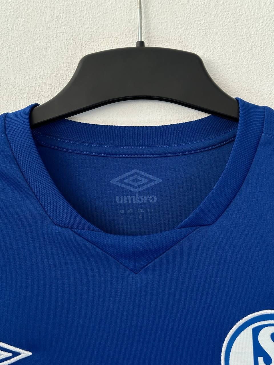 Umbro FC Schalke 04 Home Jersey Umbro #19 Burgstaller Bundesliga Size US L / EU 52-54 / 3 - 5 Thumbnail