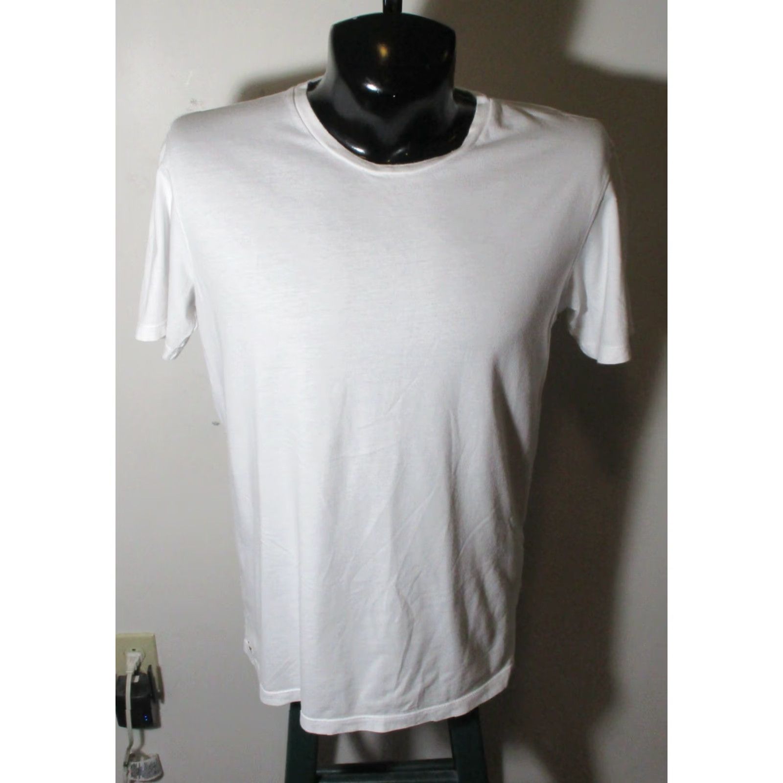 Lacoste Lacoste Labeled WUNDIES White Supima Cotton T-Shirt XL NWOT Men Short Sleeve Crew Neck 100% Cotton Basic Tee Size US XL / EU 56 / 4 - 2 Thumbnail