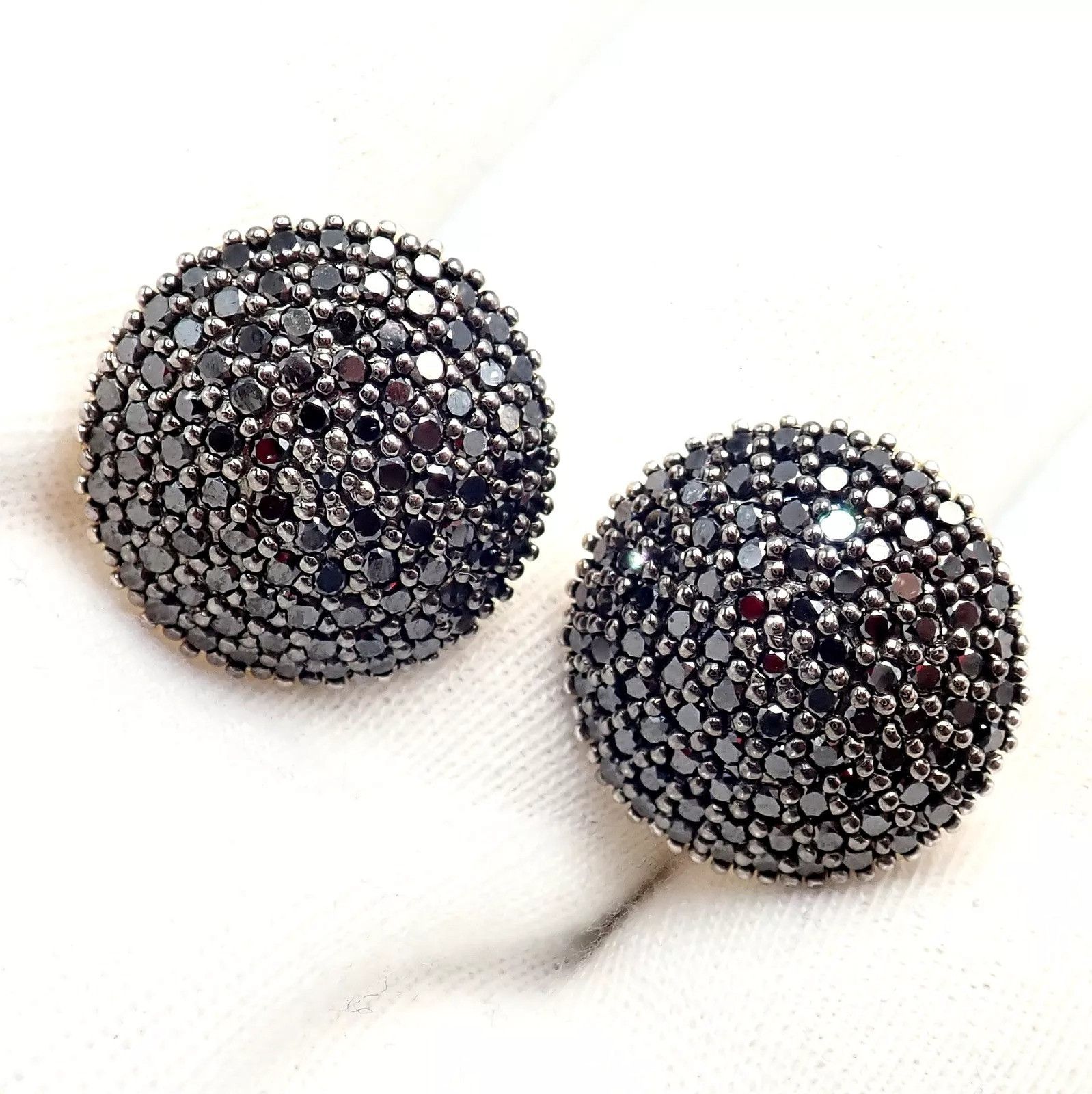 The Unbranded Brand 24k Yellow Gold Hammered Lentil Black Diamond Large Earrings Size ONE SIZE - 7 Thumbnail