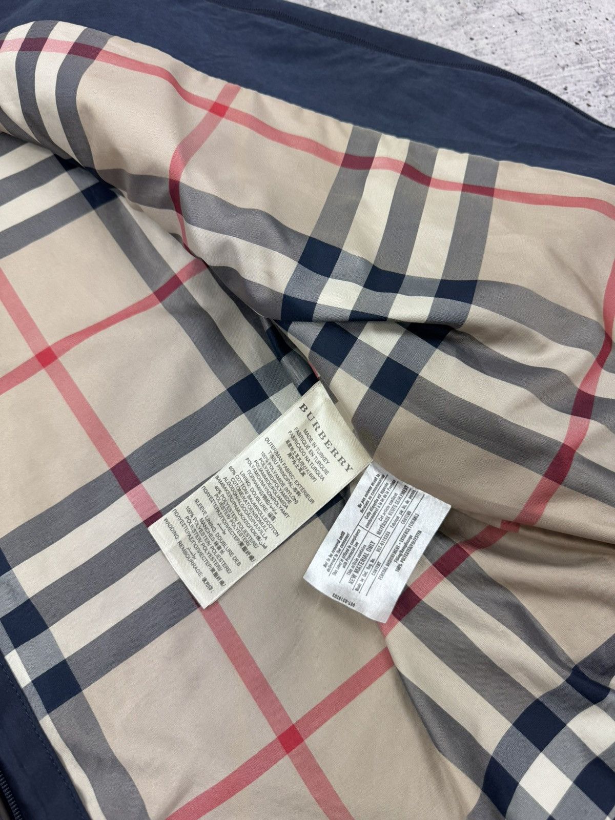 Burberry Burberry London Blue Nylon Jacket Multipocket Bomber Men L Size US L / EU 52-54 / 3 - 15 Thumbnail