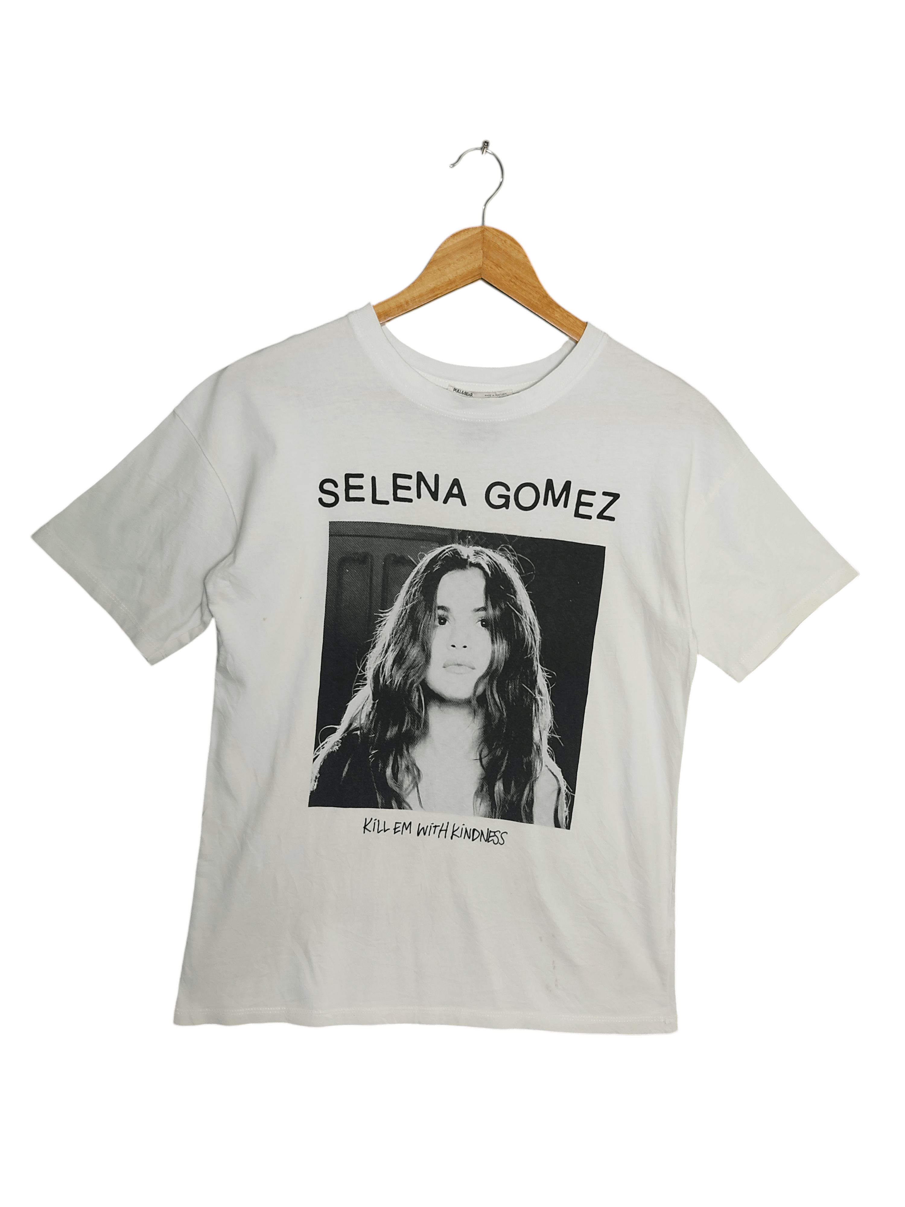 Pull & Bear Selena Gomez Kill Em With Kindness graphic Size US XS / EU 42 / 0 - 1 Thumbnail