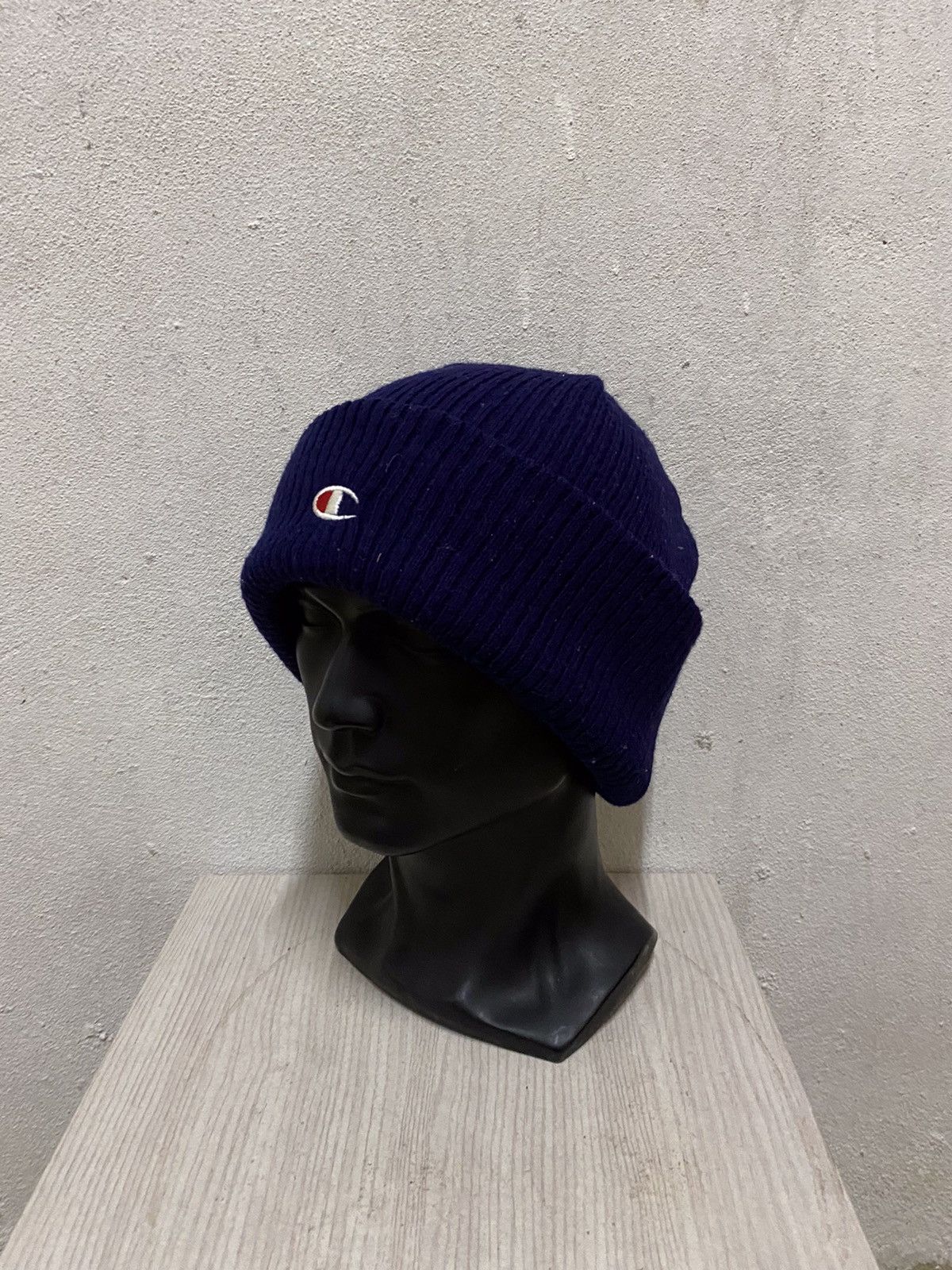 Champion × Vintage Champion Small Logo Beanie Hat Size ONE SIZE - 3 Thumbnail