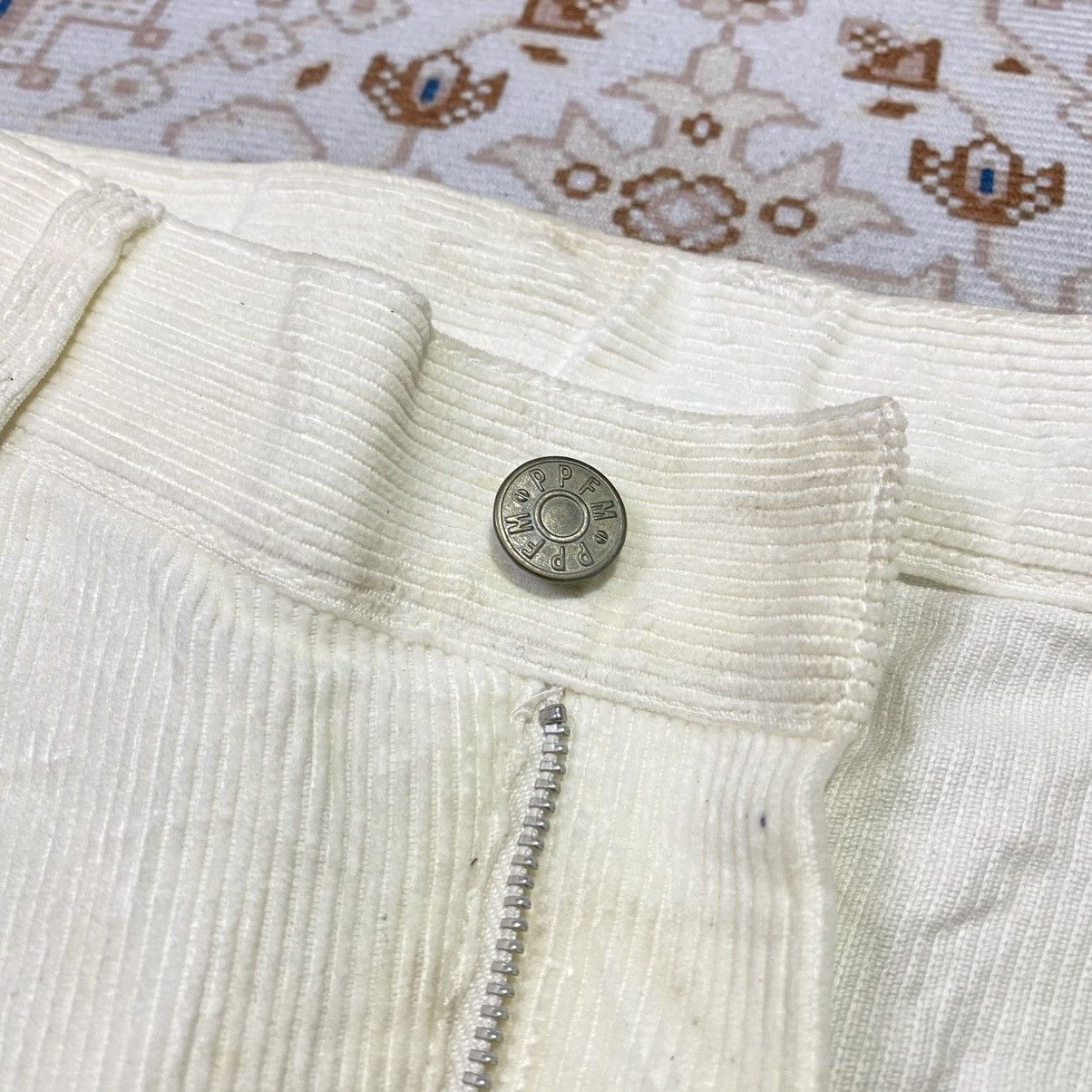 PPFM PPFM Bow Cut White Corduroy Pants Size US 30 / EU 46 - 6 Thumbnail