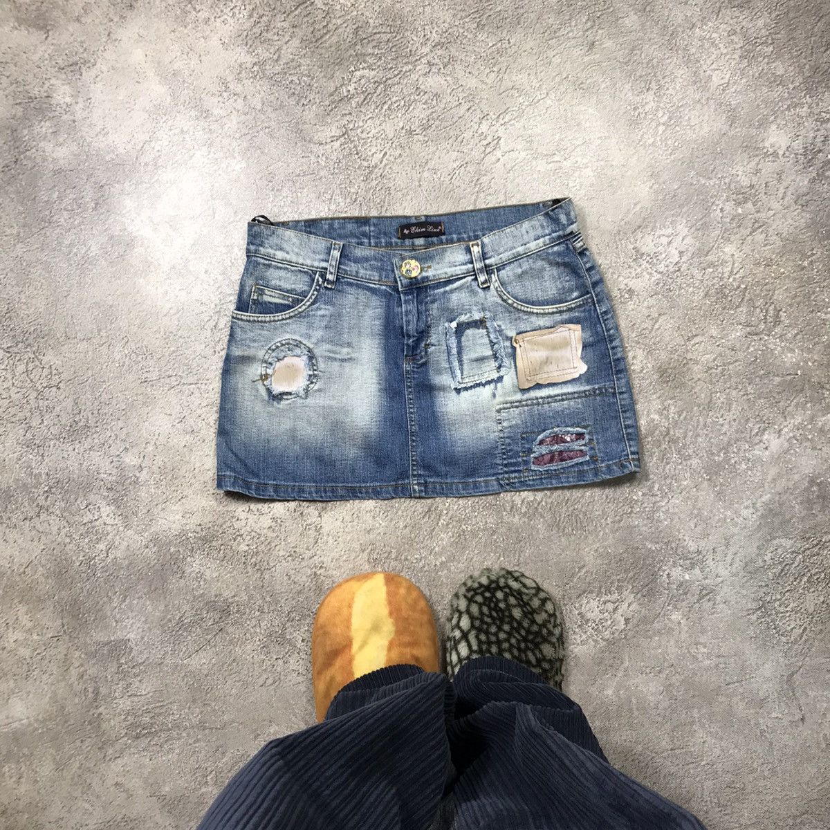 Japanese Brand vintage mini skirt japan denim streetwear style Y2K Size 30" / US 8 / IT 44 - 2 Thumbnail