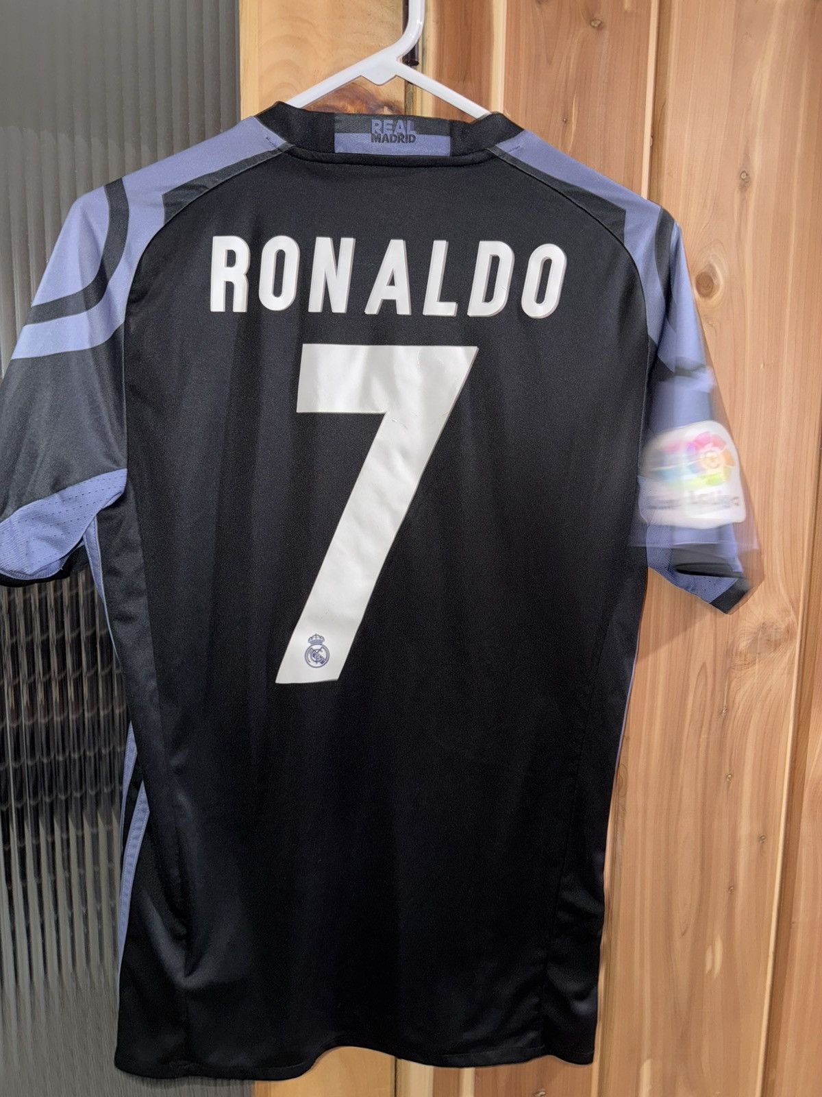 Adidas Real Madrid Ronaldo Jersey Size US S / EU 44-46 / 1 - 2 Thumbnail