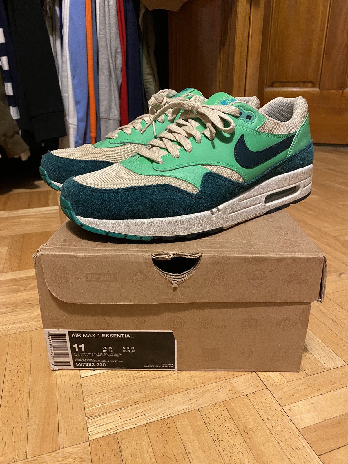 image of Nike Air Max 1 Atomic Teal/green Shoes in Atomic Blue, Men's (Size 11)