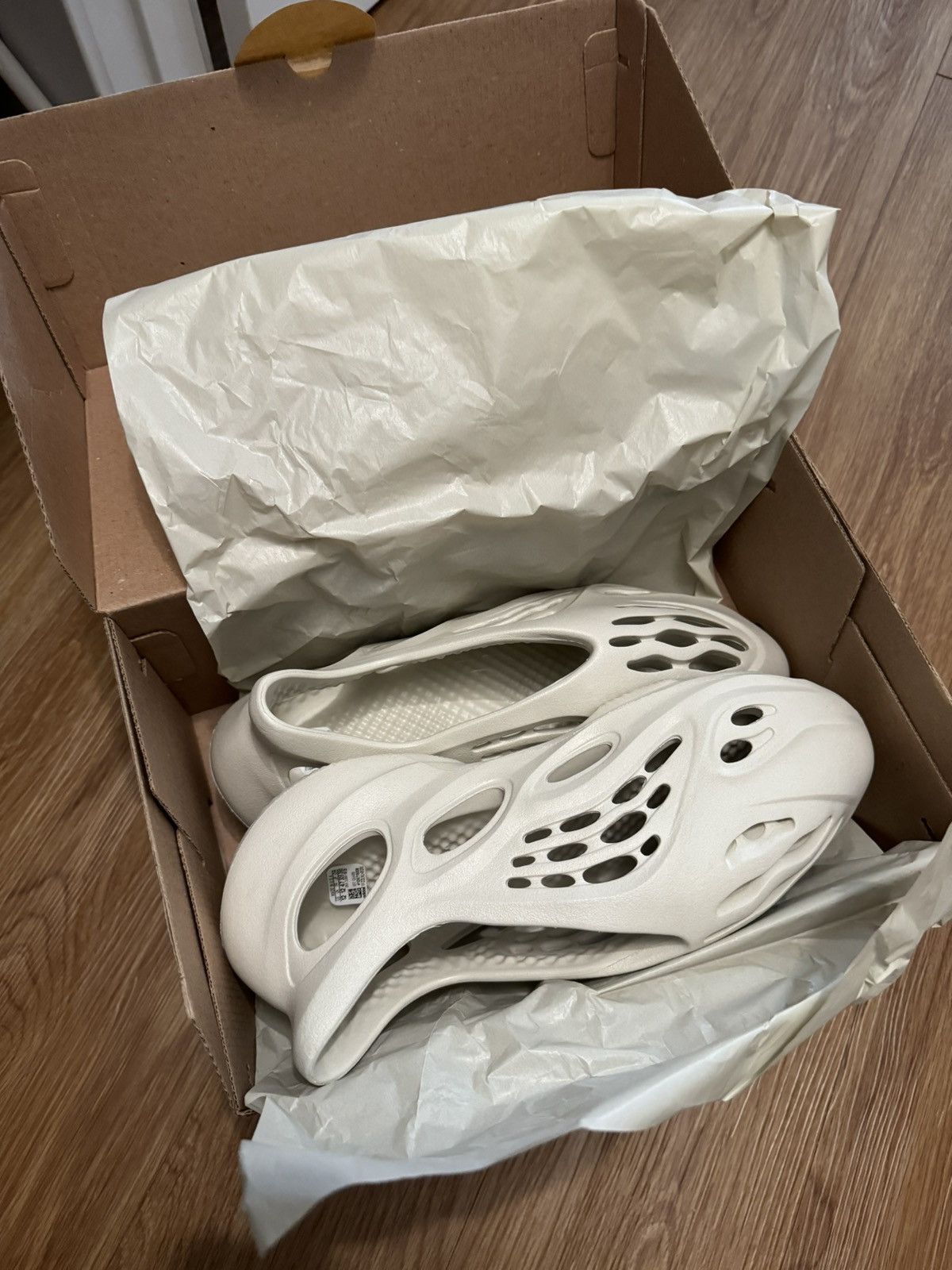 image of Yeezy Season Yeezy Foam Rnnr Ararat Size 12 Shoes in White, Men's