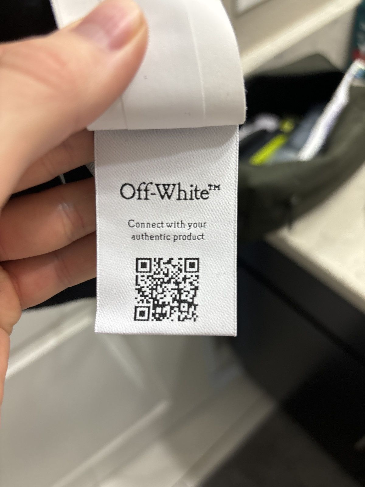 Off-White Off white blurred logo Size US S / EU 44-46 / 1 - 6 Thumbnail