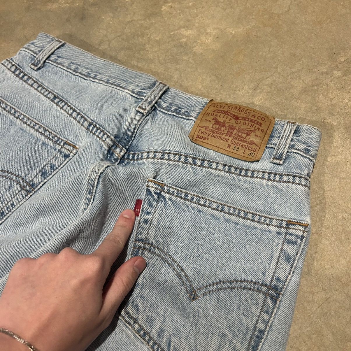 Levi's × Vintage Essential Vintage 90s Levi’s 505 Light Wash Jeans Size US 31 - 4 Thumbnail