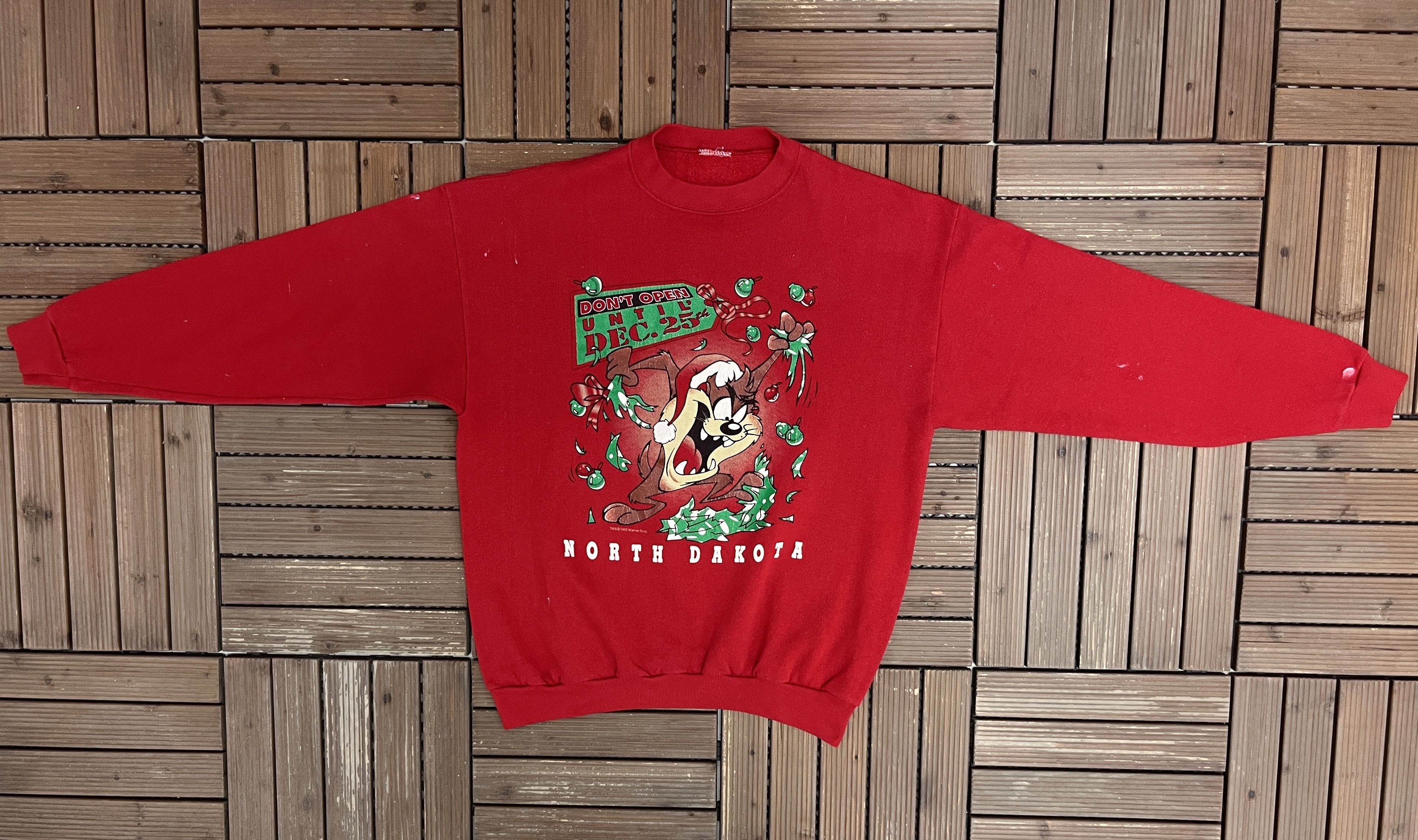 Vintage Taz Don't Open Until Christmas Vintage Red Crewneck Sweater Size US L / EU 52-54 / 3 - 6 Thumbnail