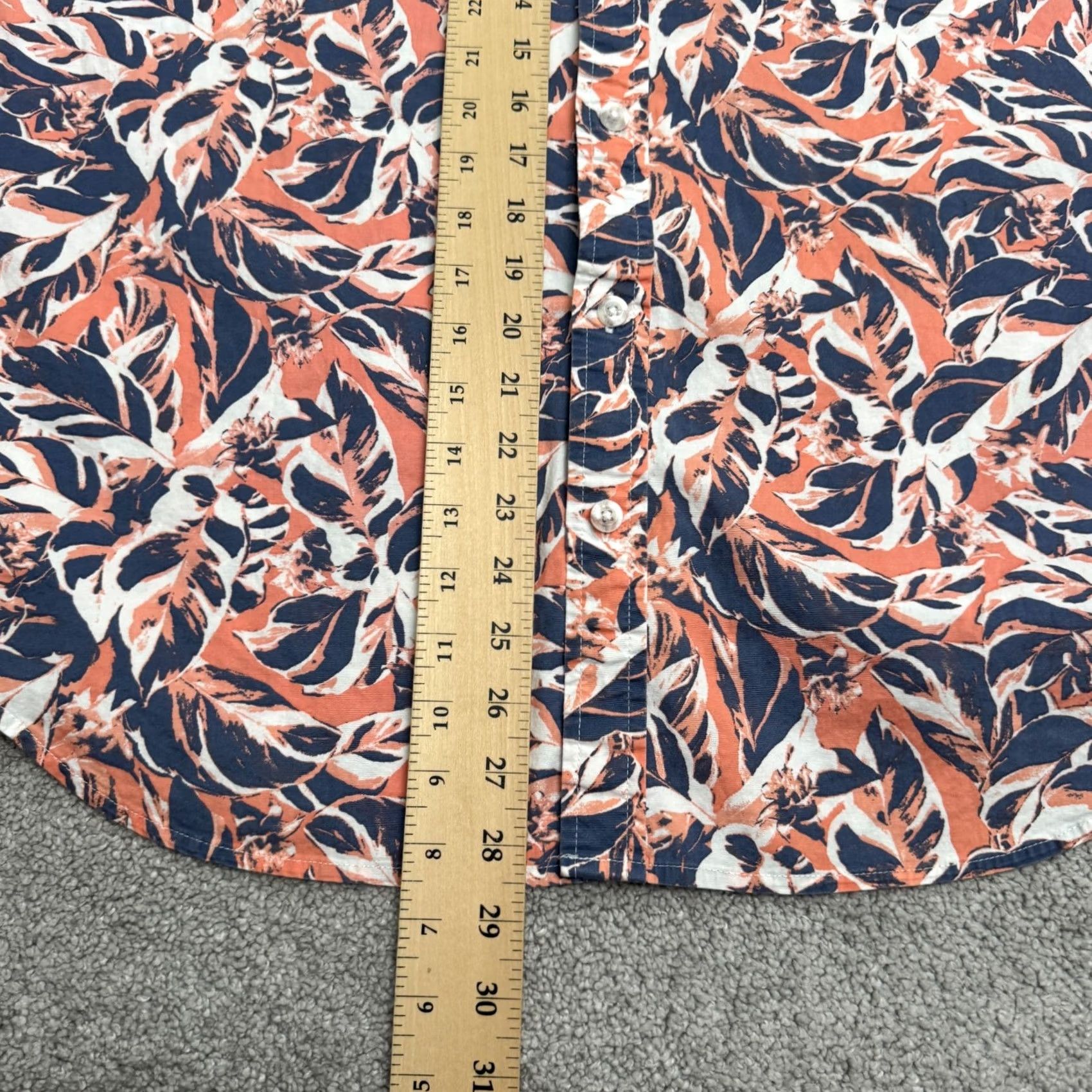 Vintage Columbia Rapid River Floral Button-Down Shirt Mens M Navy Peach Cotton Boho Shirt Size US M / EU 48-50 / 2 - 7 Thumbnail