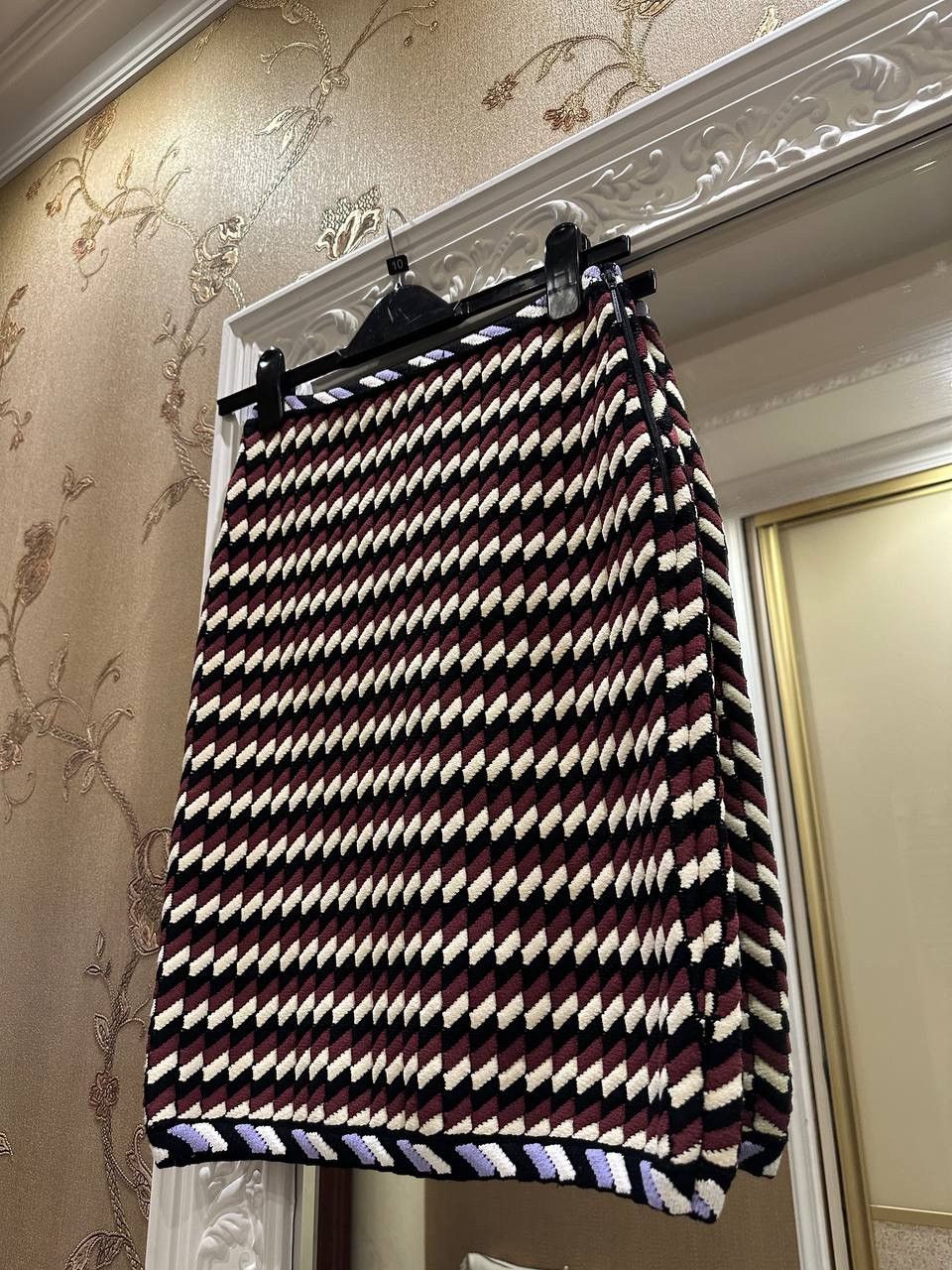 Christopher Kane CHRISTOPHER KANE Mini Skirt Size XS Size 25" / US 0 / IT 36 - 2 Thumbnail