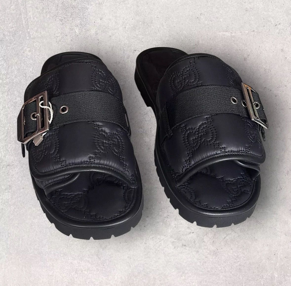 Gucci Gucci Monogram Padded Slides Size US 9 / EU 42 - 3 Thumbnail