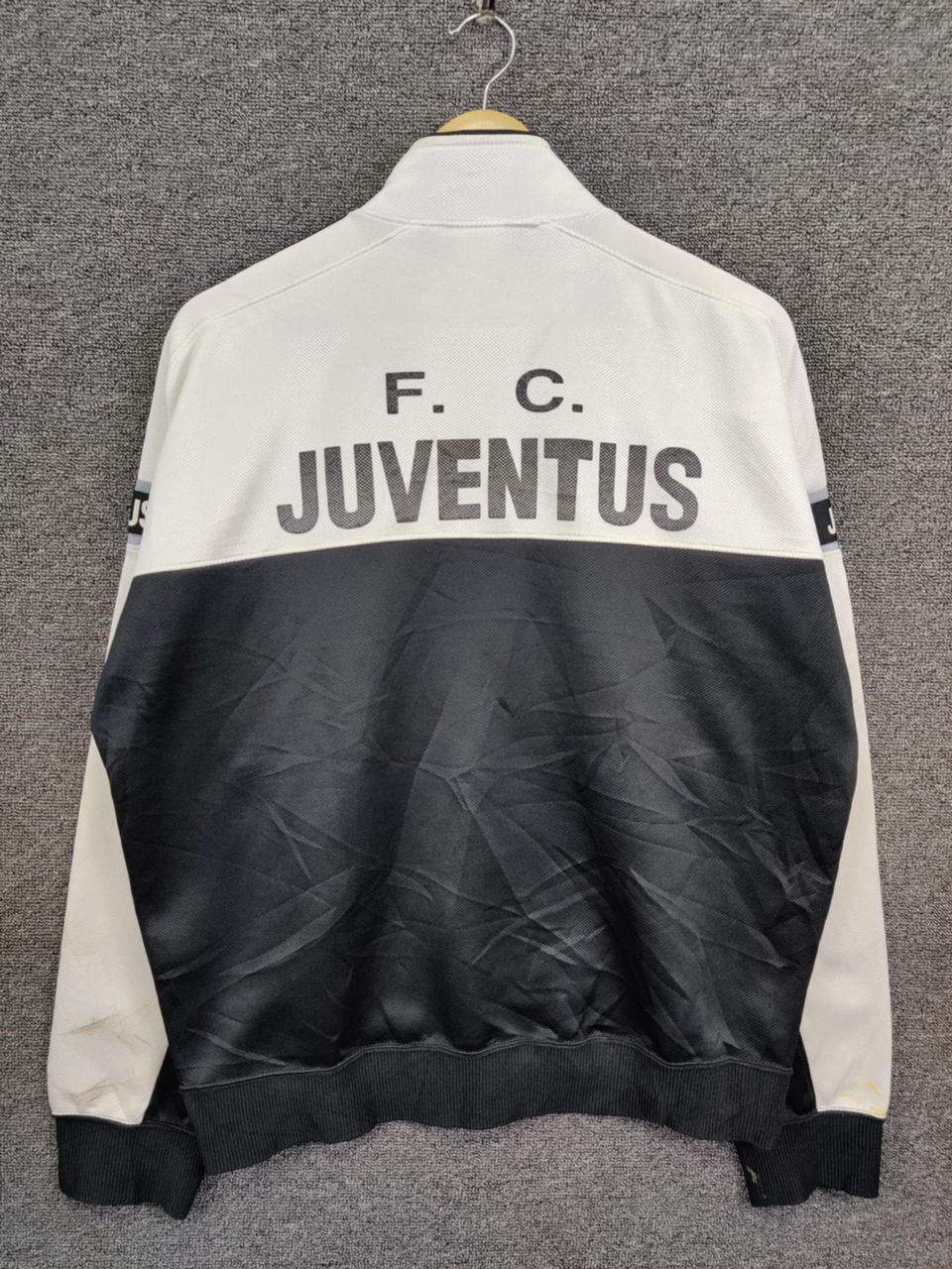 Kappa Vintage Juventus Kappa Soccer Football Sweater Jacket Size US L / EU 52-54 / 3 - 8 Thumbnail