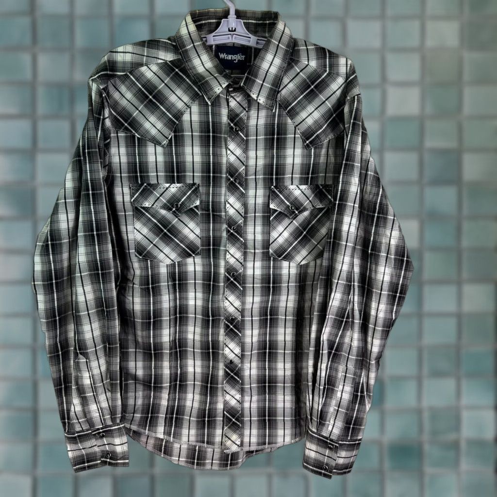 Wrangler Wrangler Western Plaid Pearl Snap Button Shirt Mens L Gray, Button-Up, Western, Casual, Workwear, Wrangler Wrancher Size US L / EU 52-54 / 3 - 1 Thumbnail