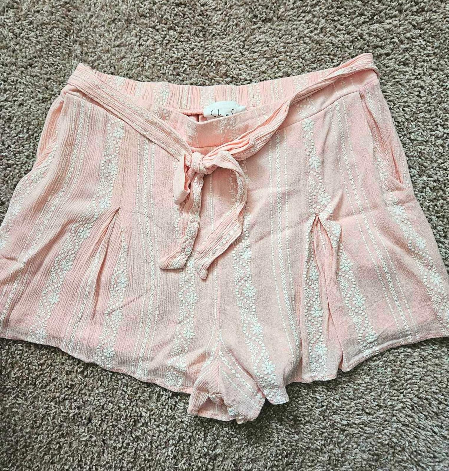 Designer Sadie & Sage Pink Floral Printed High-Waisted Shorts #520 Size 32" / US 10 / IT 46 - 1 Thumbnail
