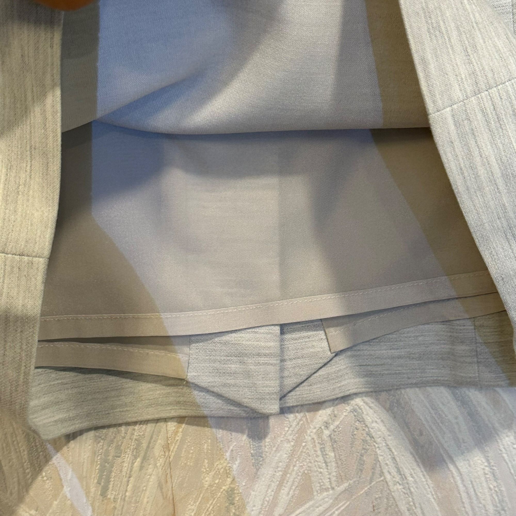 Hugo Boss Hugo Boss Women's Sz 40IT/4US Gray Suit Set With Short Sleev Size S / US 4 / IT 40 - 13 Thumbnail