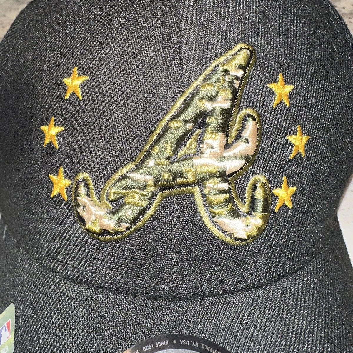 New Era Atlanta Braves Men's New Hat Medium / Large Size ONE SIZE - 4 Thumbnail