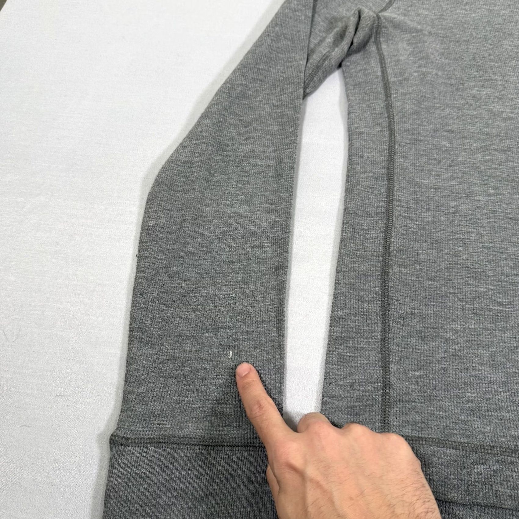 Abercrombie & Fitch Abercrombie & Fitch Shirt Men M Gray Waffle Knit Thermal Slim Fit Crew Neck Embroidered Logo Classic Casual Size US M / EU 48-50 / 2 - 4 Thumbnail