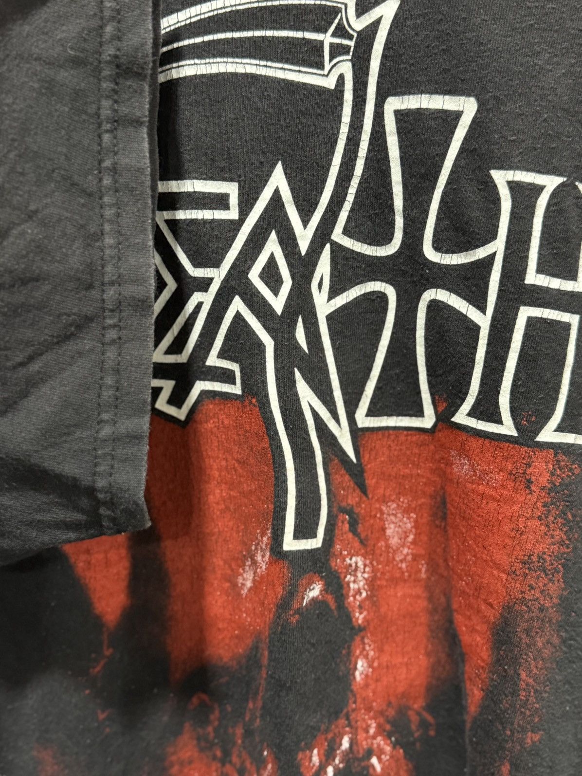 Band Tees Thrashed Vintage Death Black Metal Band Sun Faded Tee Size US XXL / EU 58 / 5 - 5 Thumbnail