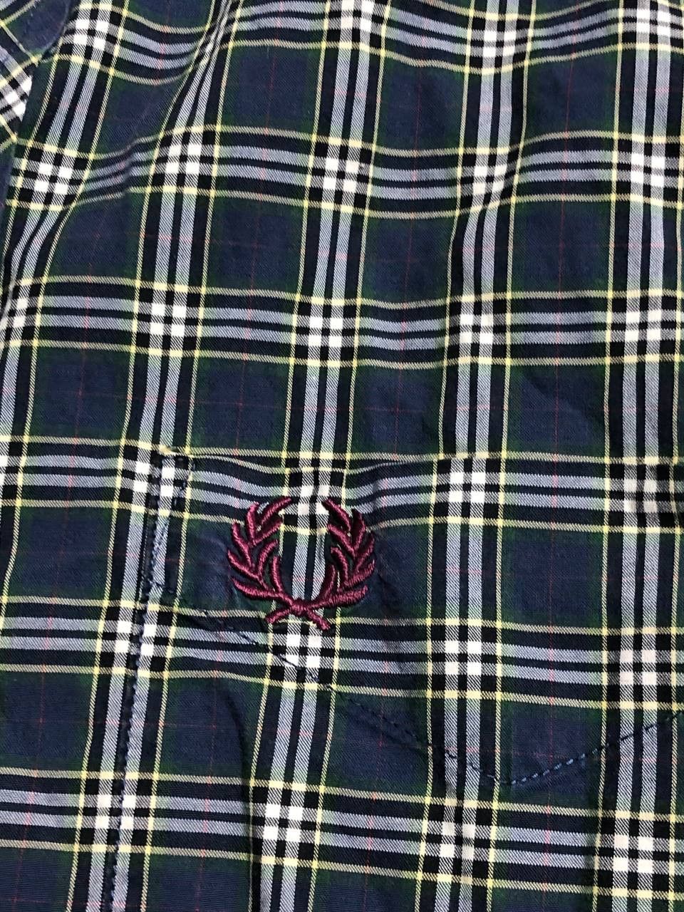 Fred Perry Fred Perry Shirt Fred Perry luxury vintage streetwear Y2K Size US S / EU 44-46 / 1 - 5 Thumbnail