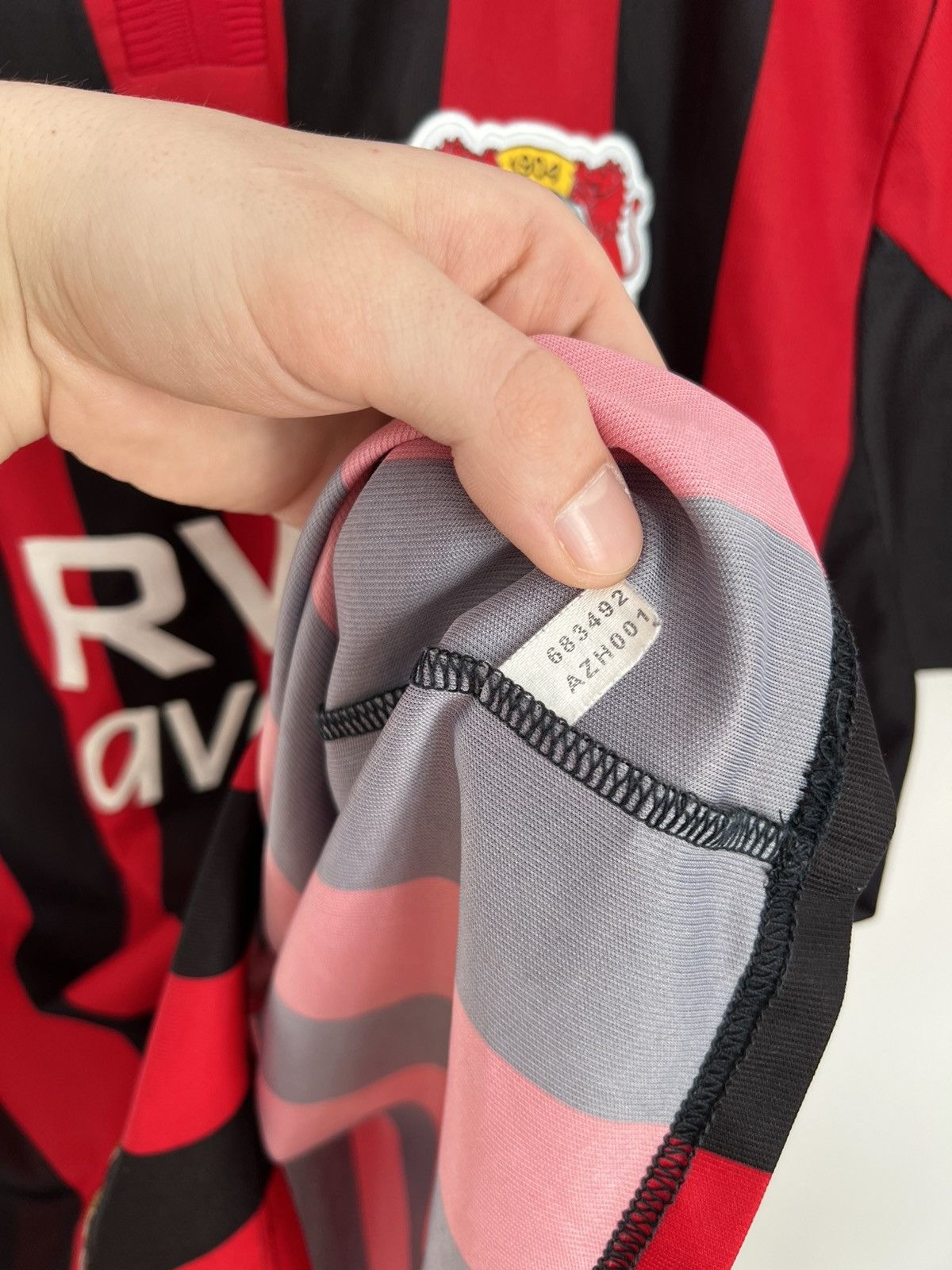 Adidas Bayer Leverkusen Adidas 2002/2003 home shirt Size US XL / EU 56 / 4 - 13 Thumbnail