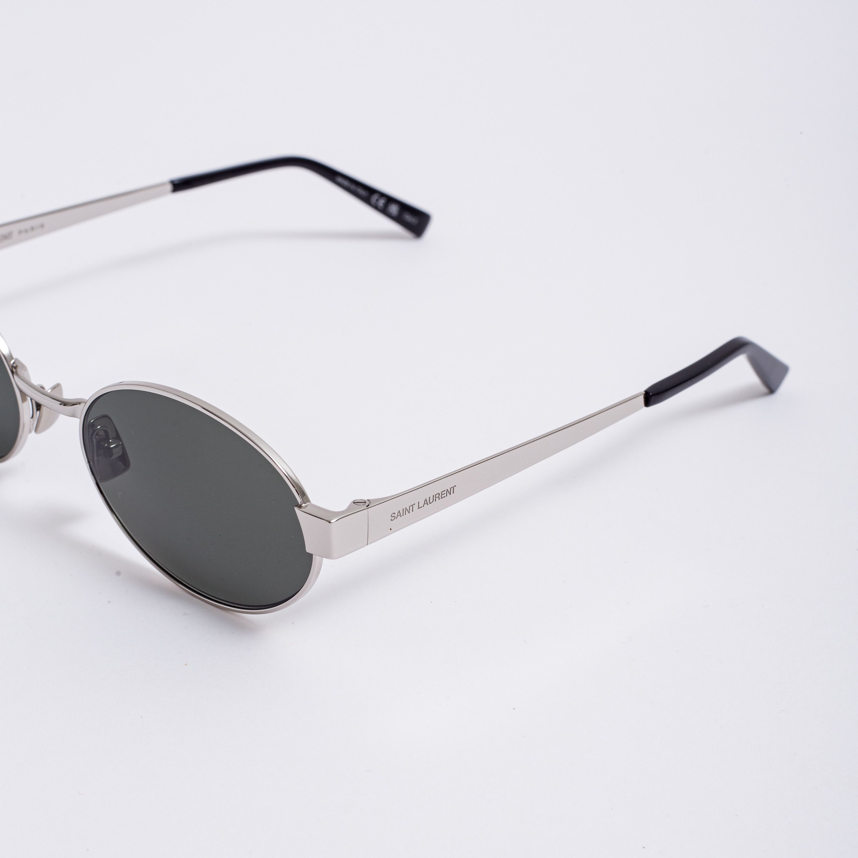Yves Saint Laurent SAINT LAURENT SL 692 002 SILVER Size ONE SIZE - 2 Thumbnail
