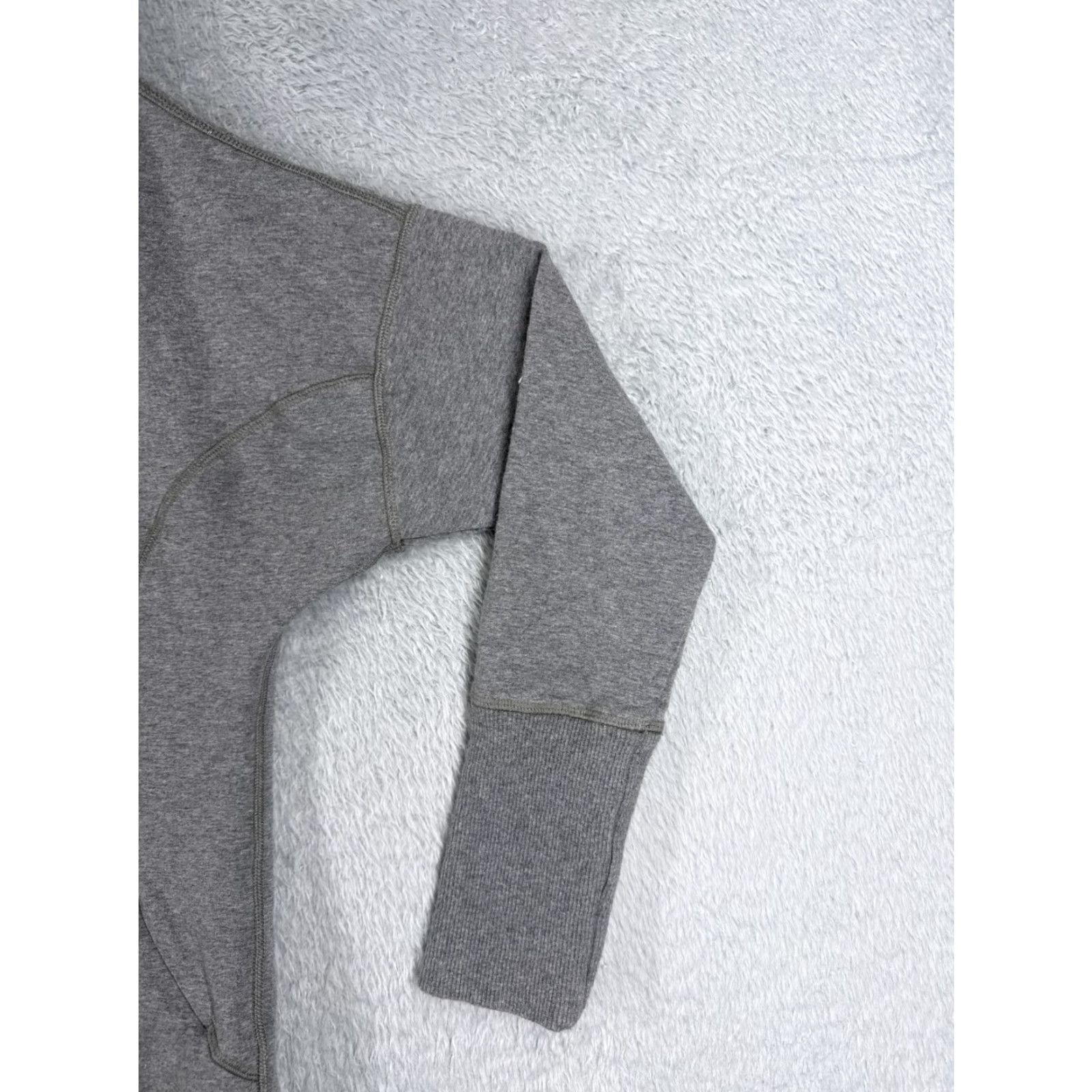 Lululemon Lululemon Sweater Women 4 Gray Rest Day Pullover French Terry Run Gym W3A55S Size S / US 4 / IT 40 - 2 Thumbnail