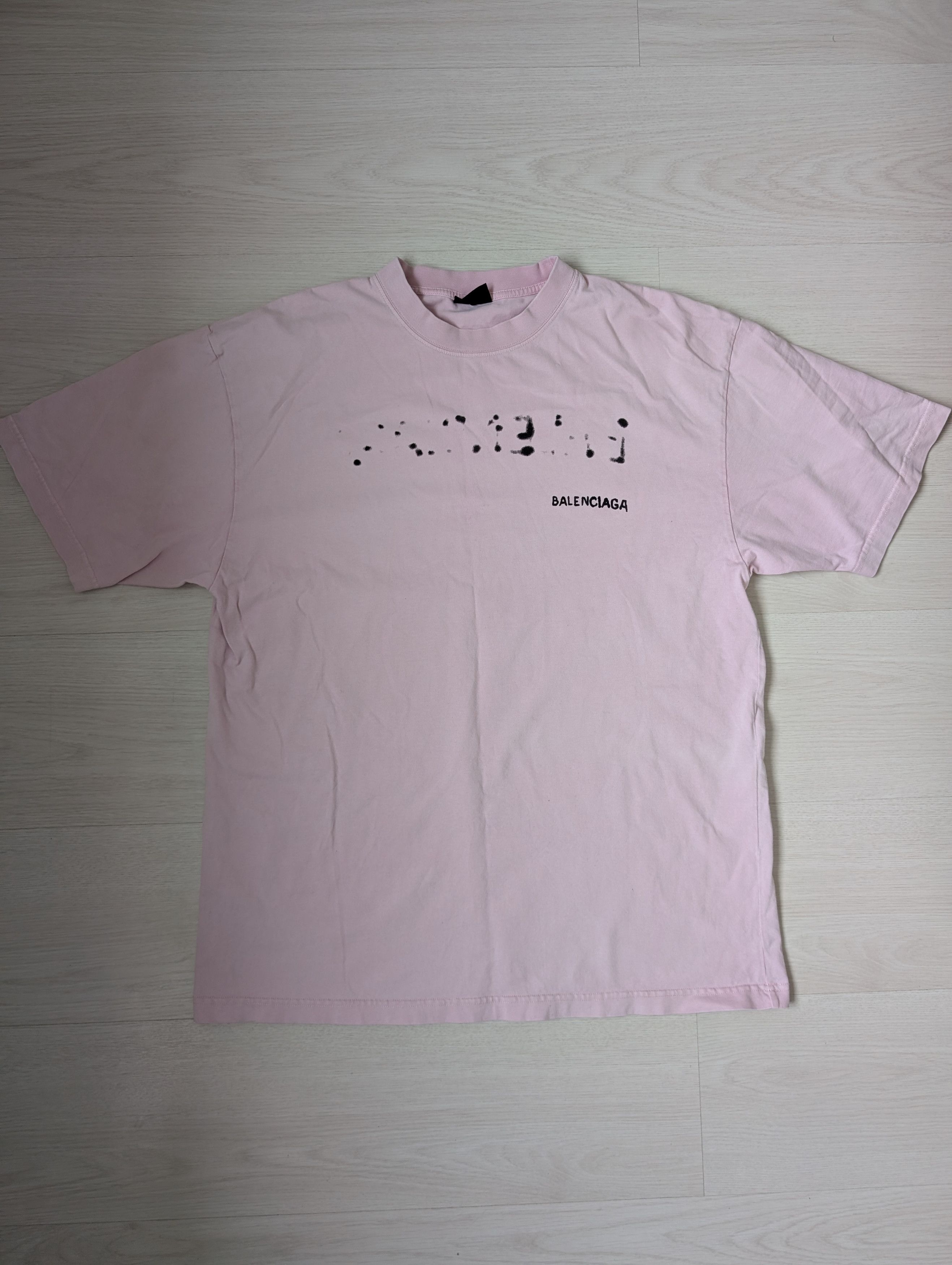 Balenciaga balenciaga bleed graffiti logo t-shirt Size US S / EU 44-46 / 1 - 1 Thumbnail